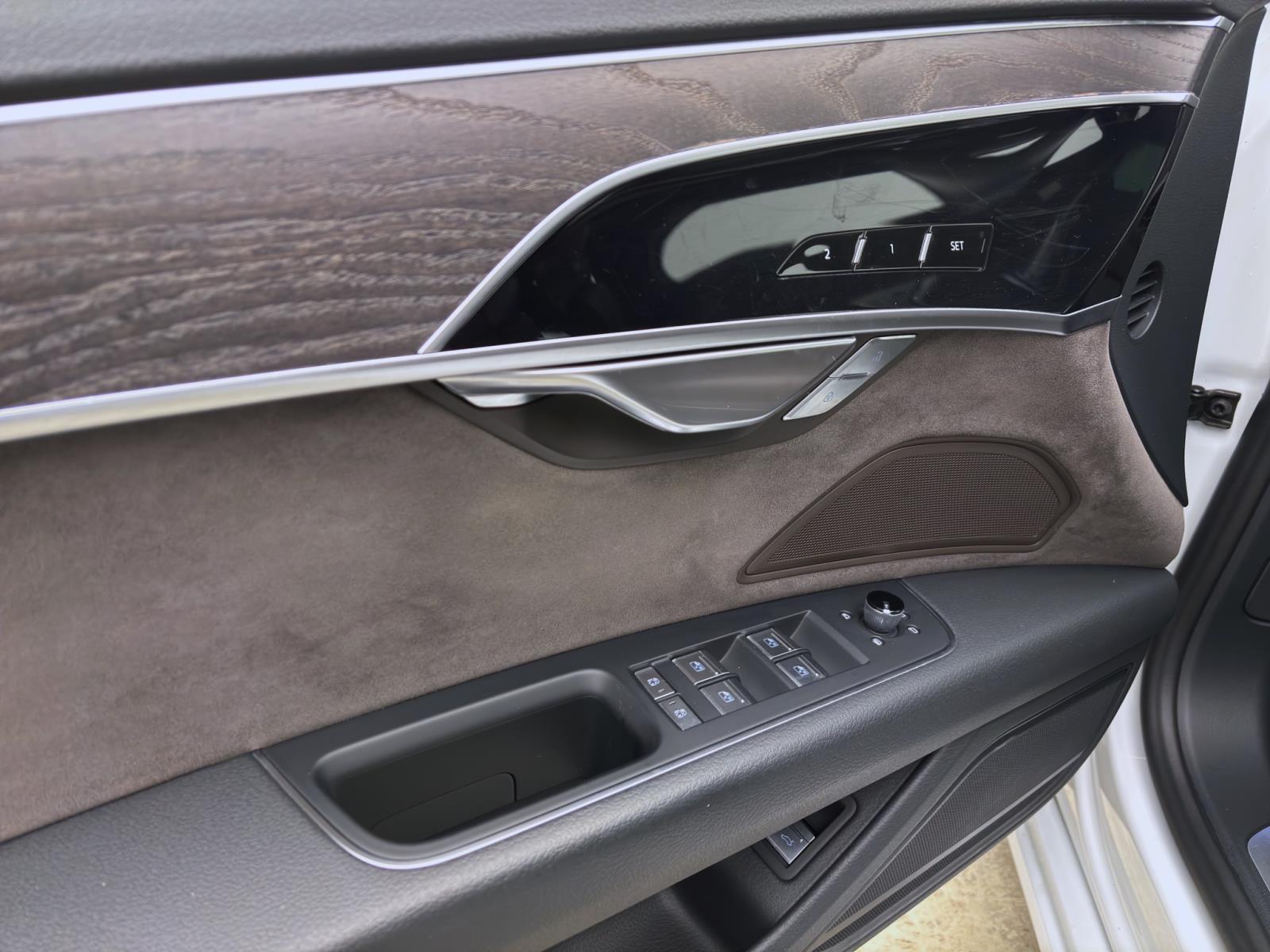 Audi A8 60 TDI Q STANDHZG PANO AHK MATRIX Navi+
