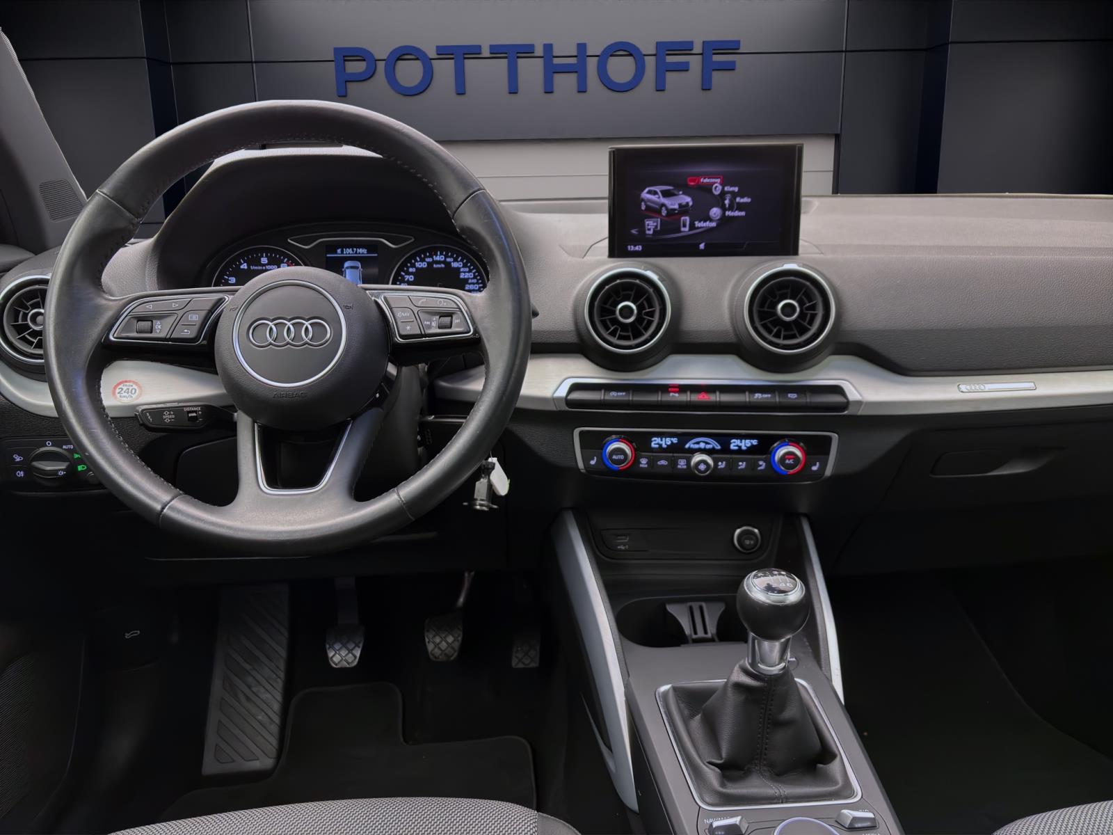 Audi Q2 35 TFSI Sport Standhzg Pano ACC LED