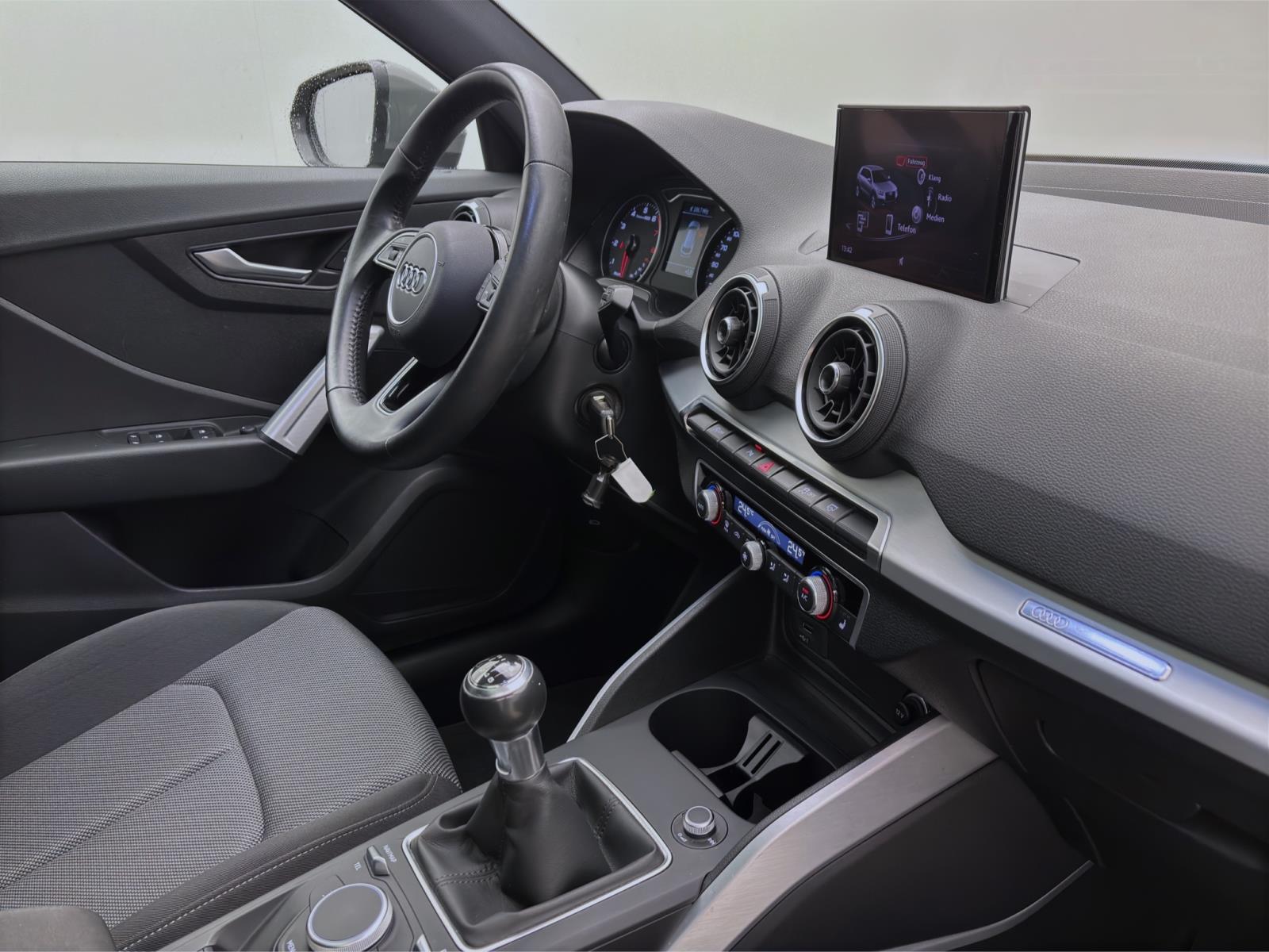 Audi Q2 35 TFSI Sport Standhzg Pano ACC LED