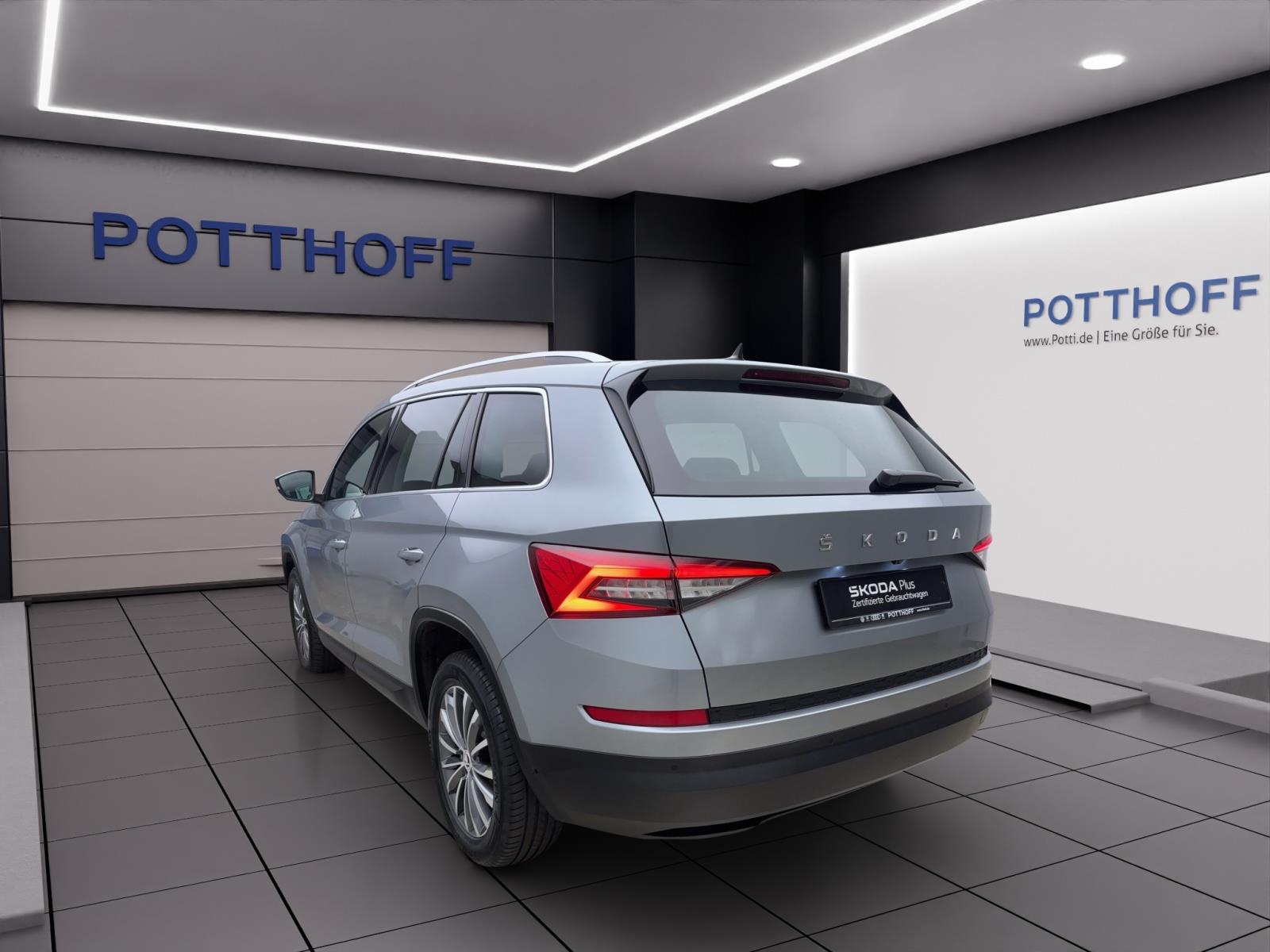 Skoda Kodiaq 2.0 TDI DSG Style Pano AHK ACC PDC Kamera LED Navi