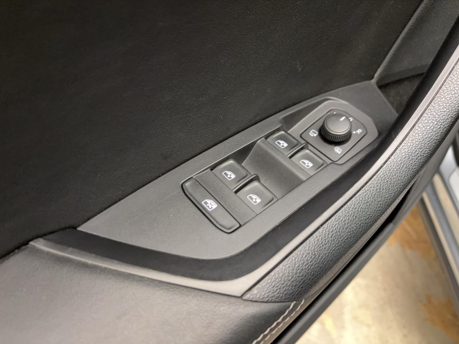 Skoda Kodiaq 2.0 TDI DSG Style Pano AHK ACC PDC Kamera LED Navi