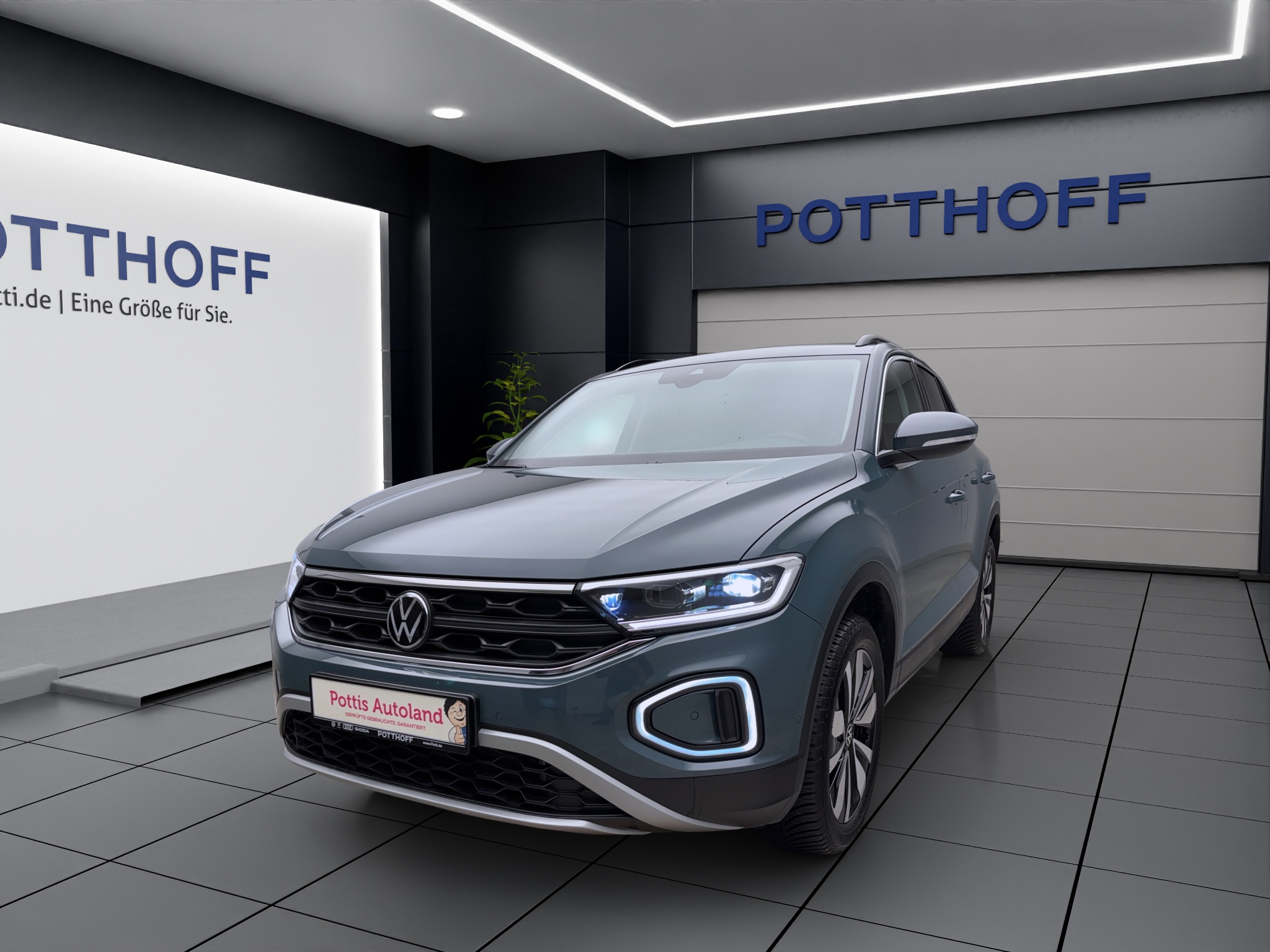 Volkswagen T-Roc 1.0 TSI Move PDC LED+ Navi Sitzhzg LaneAssist