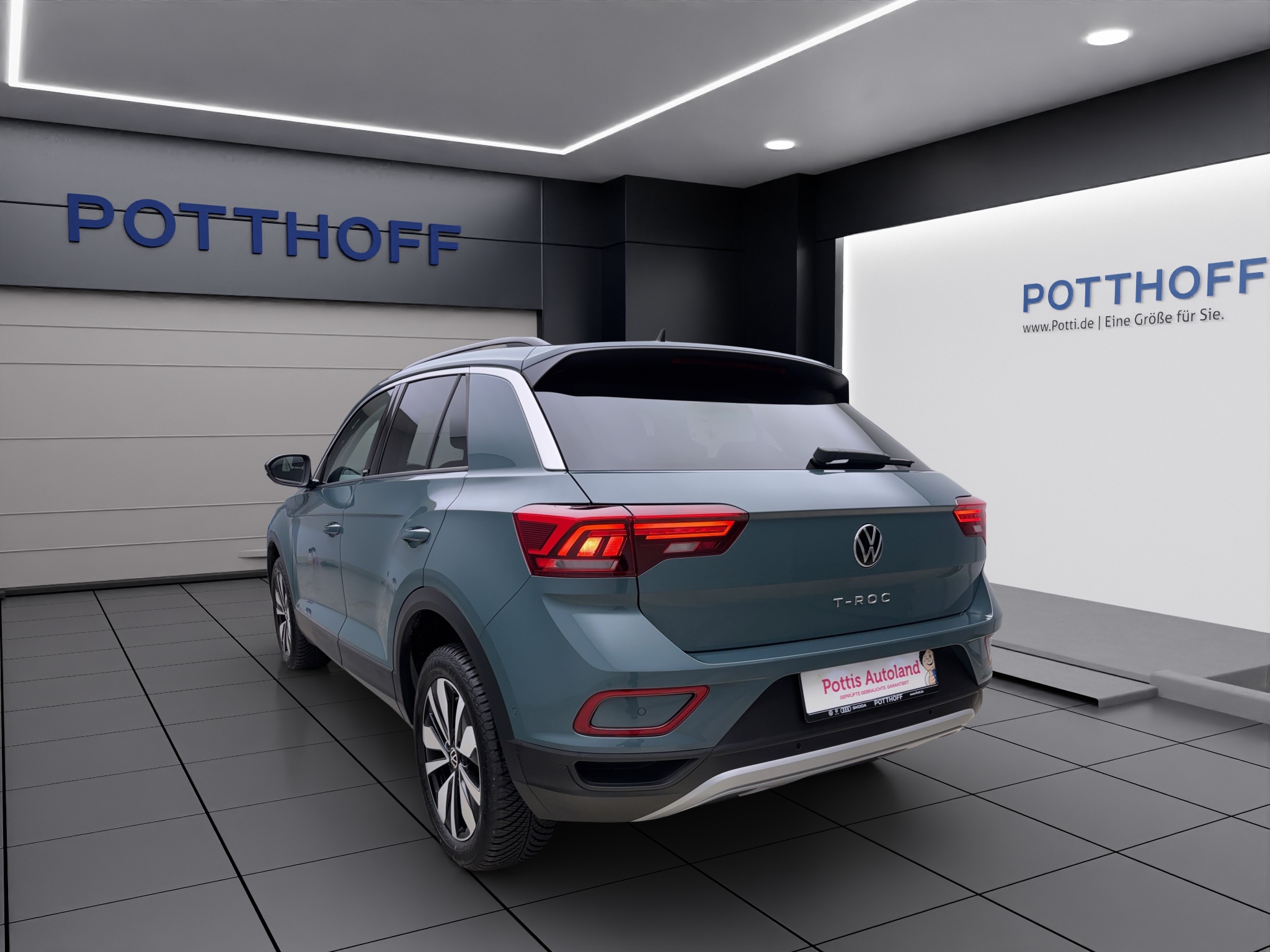Volkswagen T-Roc 1.0 TSI Move PDC LED+ Navi Sitzhzg LaneAssist