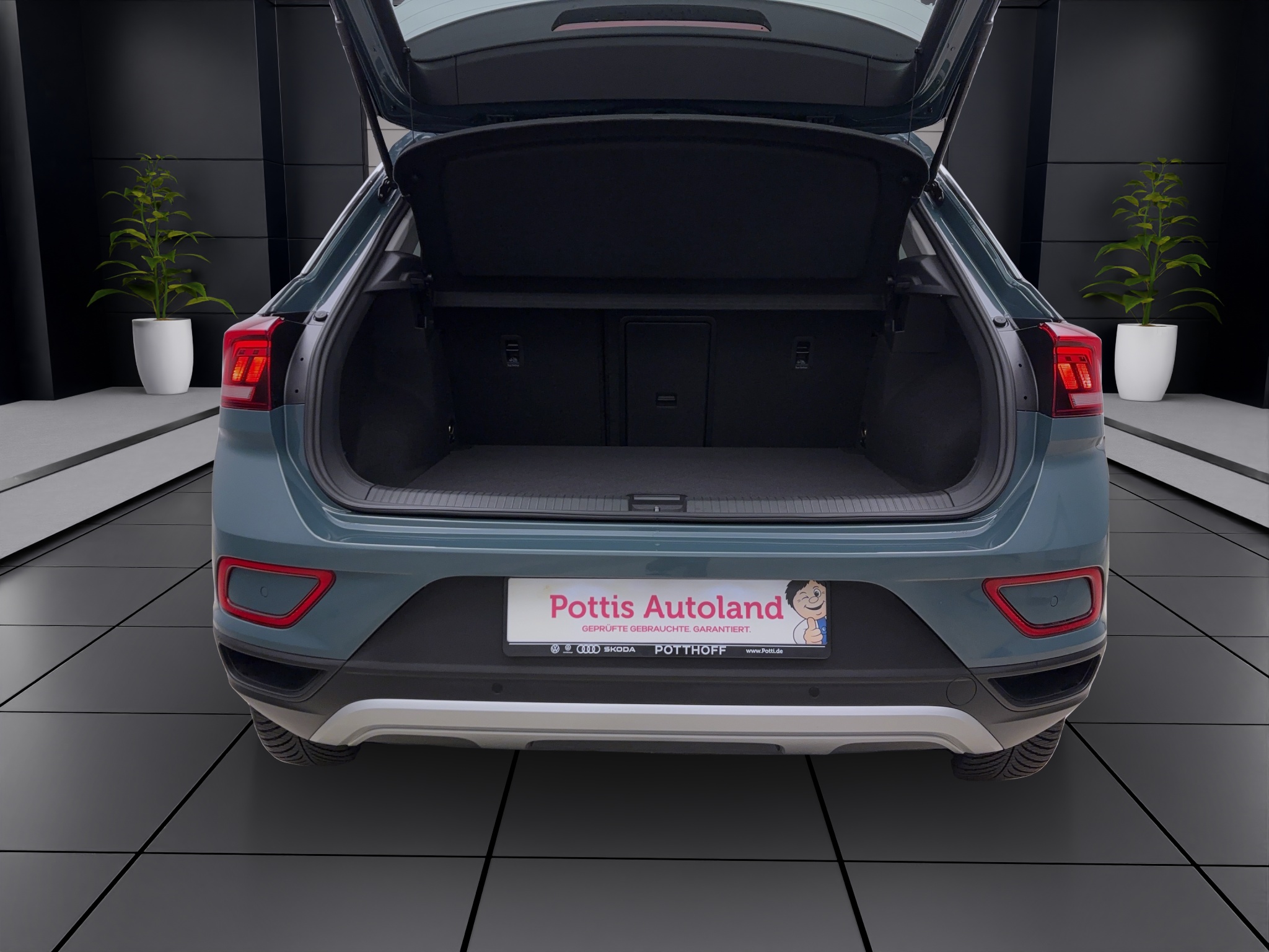 Volkswagen T-Roc 1.0 TSI Move PDC LED+ Navi Sitzhzg LaneAssist