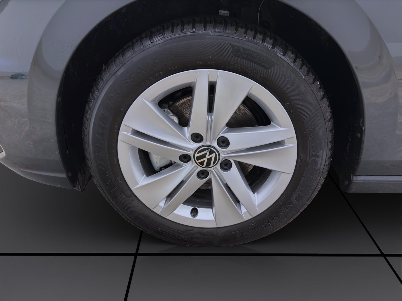 Volkswagen Golf 1.0 TSI LIFE PDC LED SITZHZG APPCONNECT