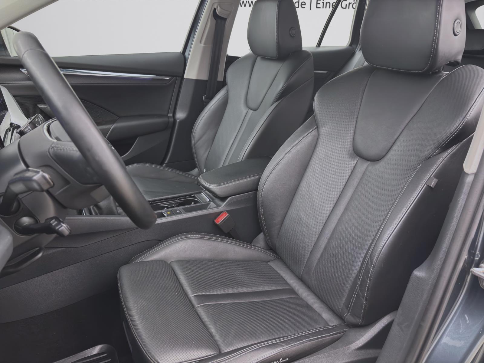 Skoda Octavia Combi 1.5 TSI Style ACC Matrix Navi Sitzhzg HUD