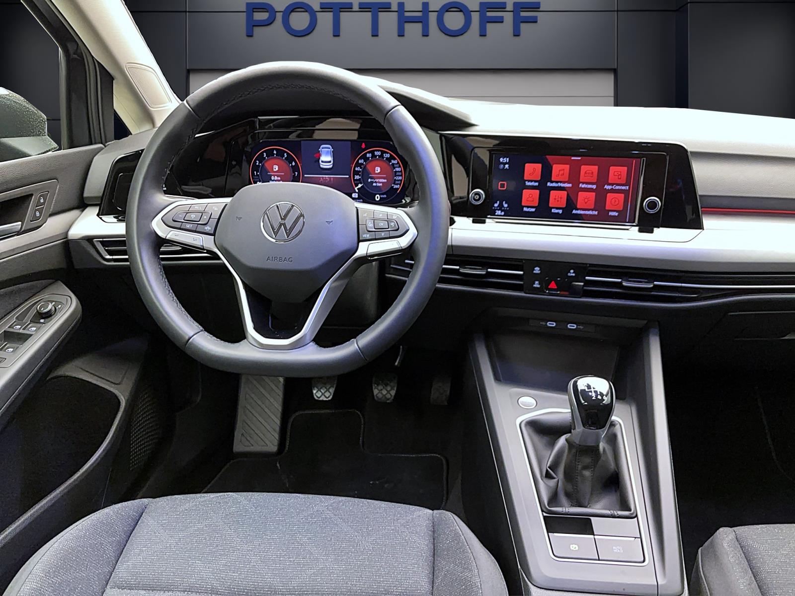 Volkswagen Golf 8 1.0 TSI Life ACC PDC LED Sitzhzg AppConnect