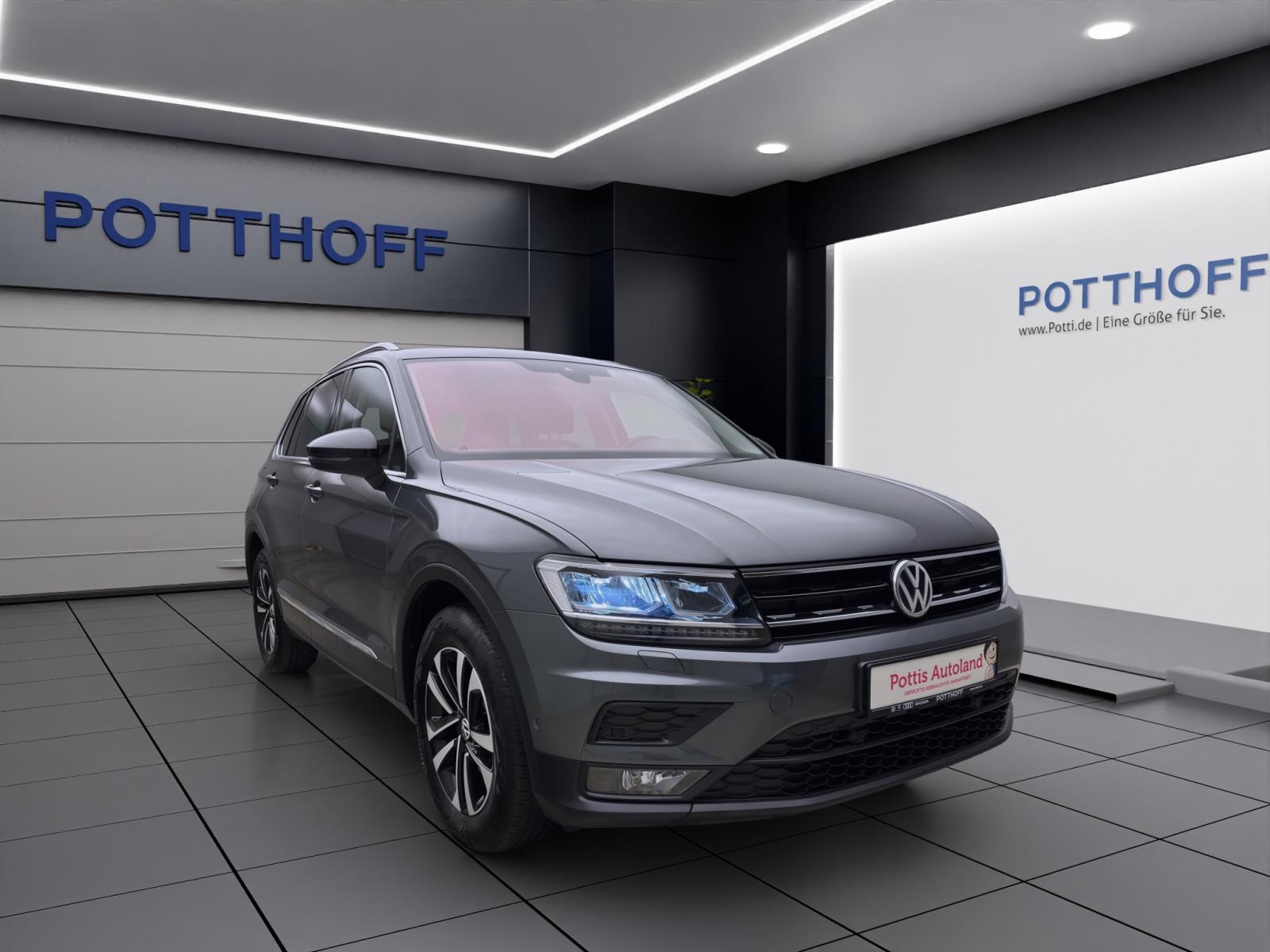 Volkswagen Tiguan 1.5 TSI IQ.DRIVE ACC PDC LED SITZHZG