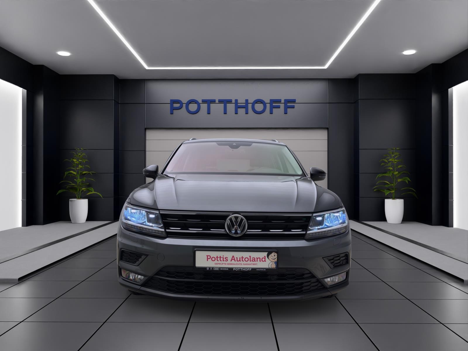 Volkswagen Tiguan 1.5 TSI IQ.DRIVE ACC PDC LED SITZHZG