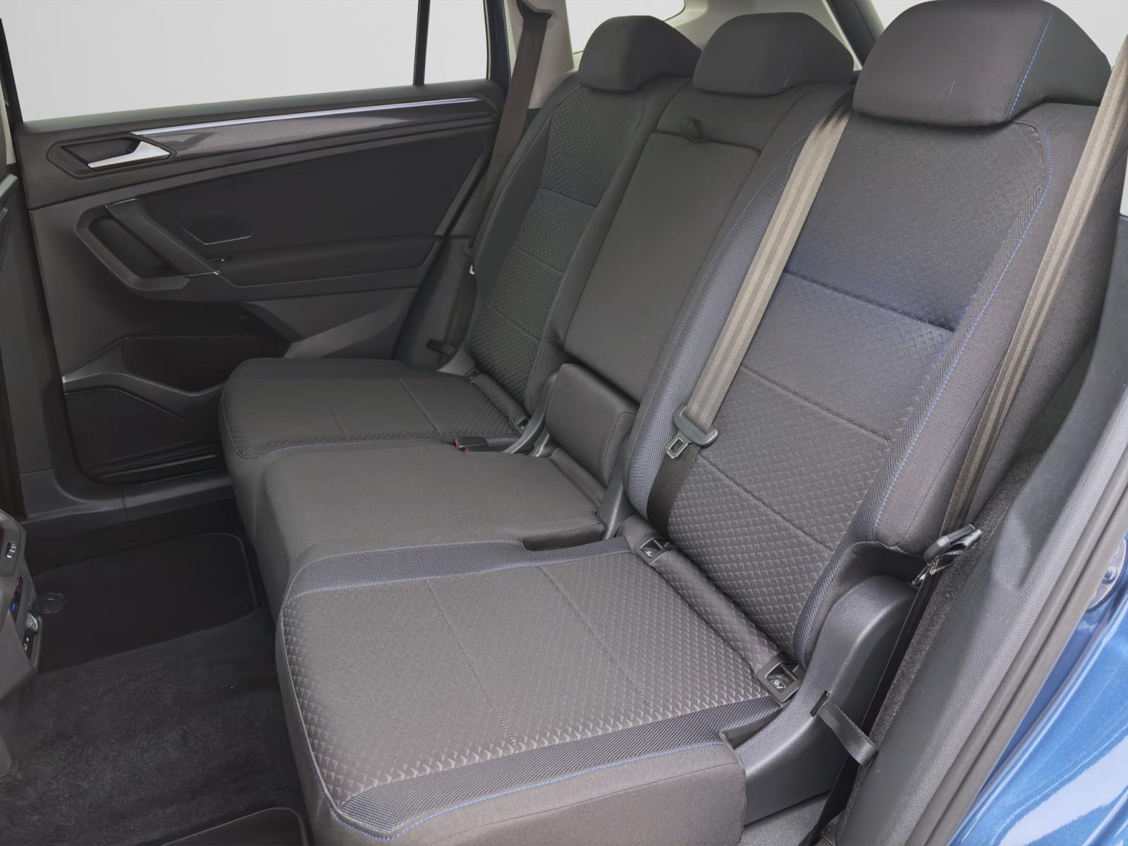 Volkswagen Tiguan Allspace 1.5 TSI United AHK ACC PDC LED Navi Sitzhzg