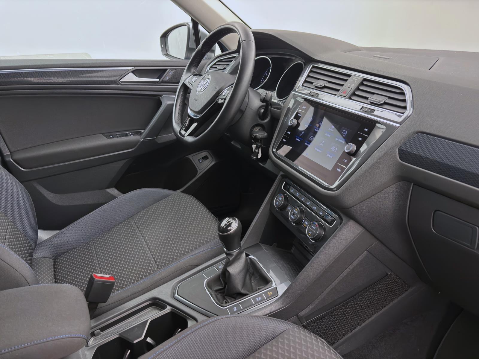 Volkswagen Tiguan Allspace 1.5 TSI United AHK ACC PDC LED Navi Sitzhzg