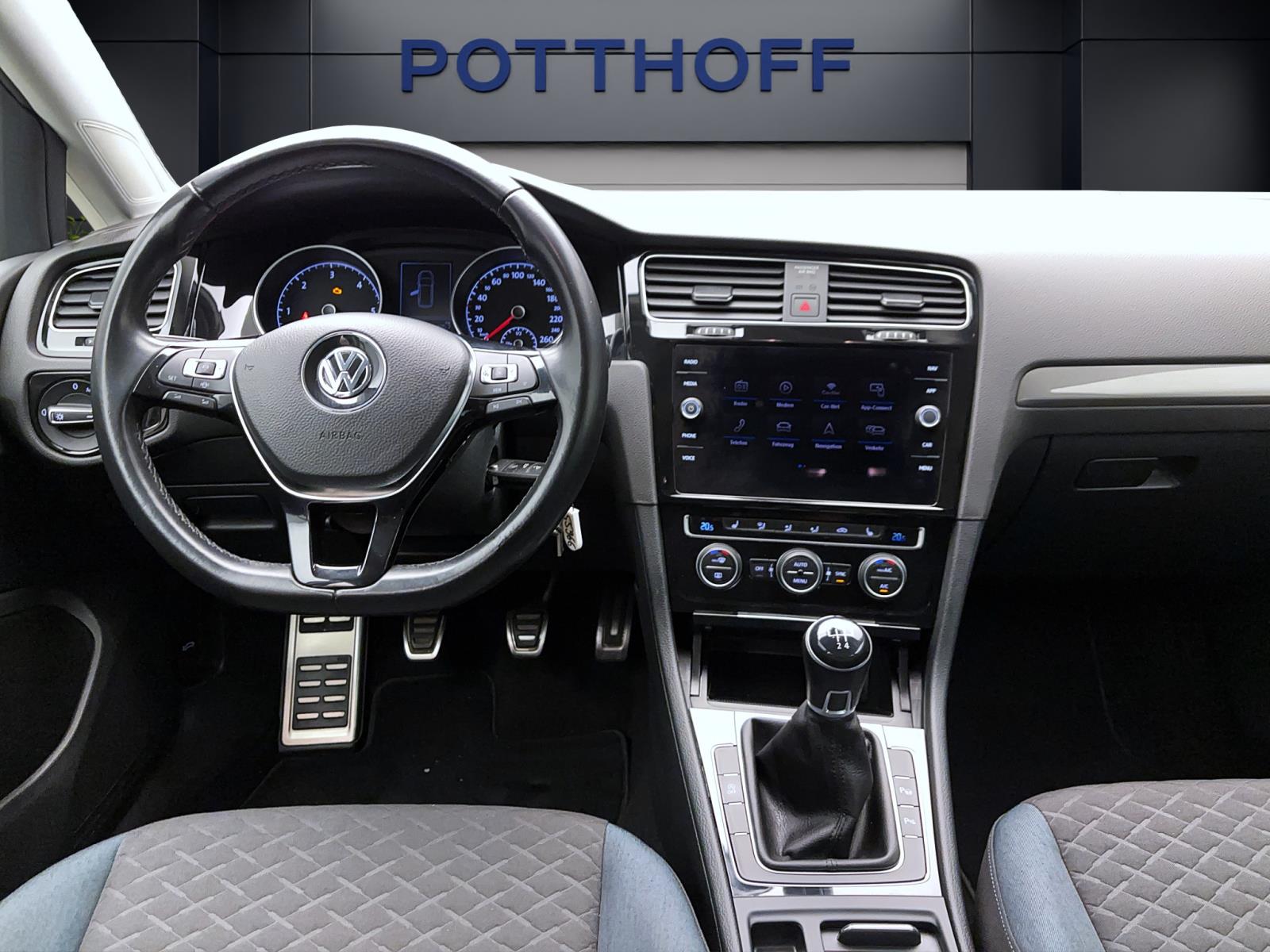 Volkswagen Golf Variant 7 VII 1.6 TDI IQ.Drive ACC Navi Sitzhzg BlindSpot