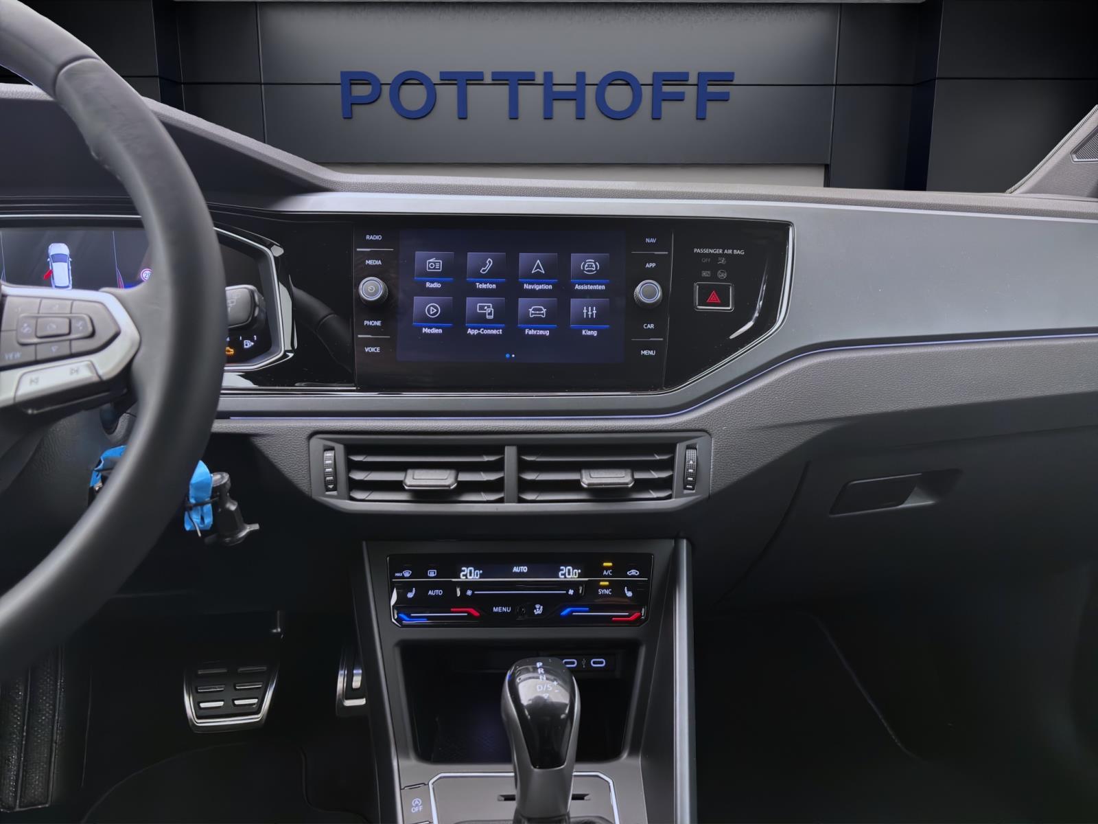 Volkswagen Polo 1.0 TSI DSG R-LINE IQ.LIGHT KMAERA ACC