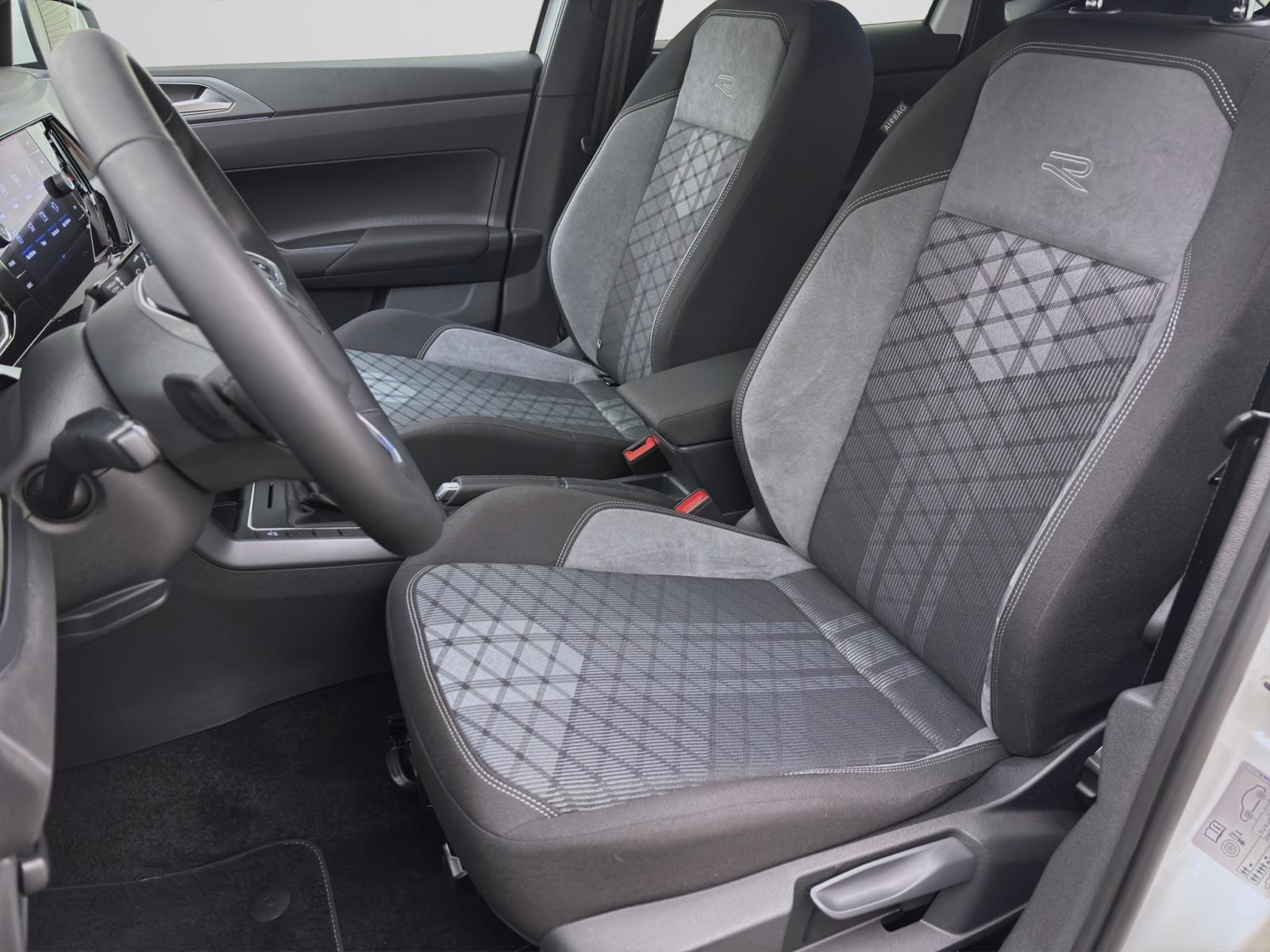 Bild 8: Volkswagen Polo 1.0 TSI DSG R-LINE ACC IQ.LIGHT IQ.DRIVE