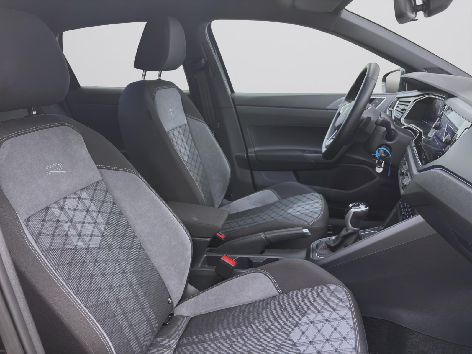 Bild 14: Volkswagen Polo 1.0 TSI DSG R-LINE IQ.LIGHT ACC SHZG KAMERA