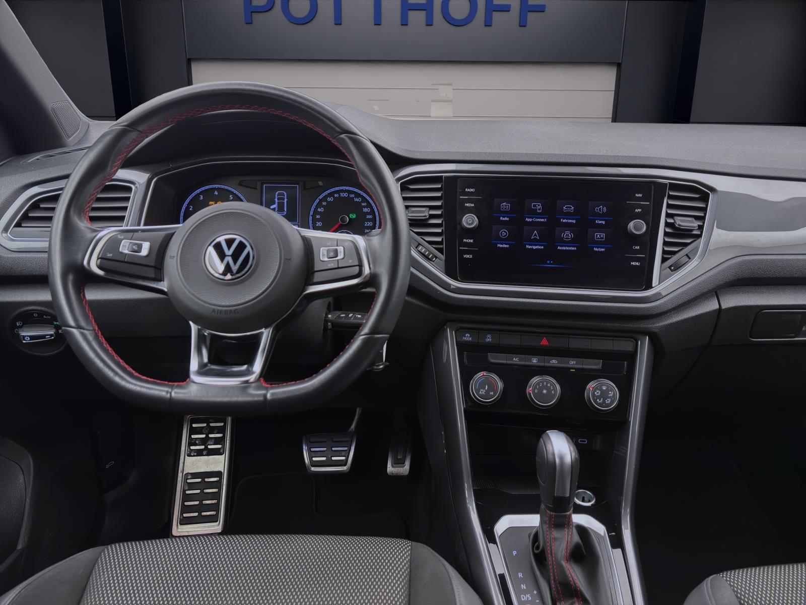 Volkswagen T-Roc 1.5 TSI DSG SPORT APPCONNECT LANE-ASSIST KLIMA