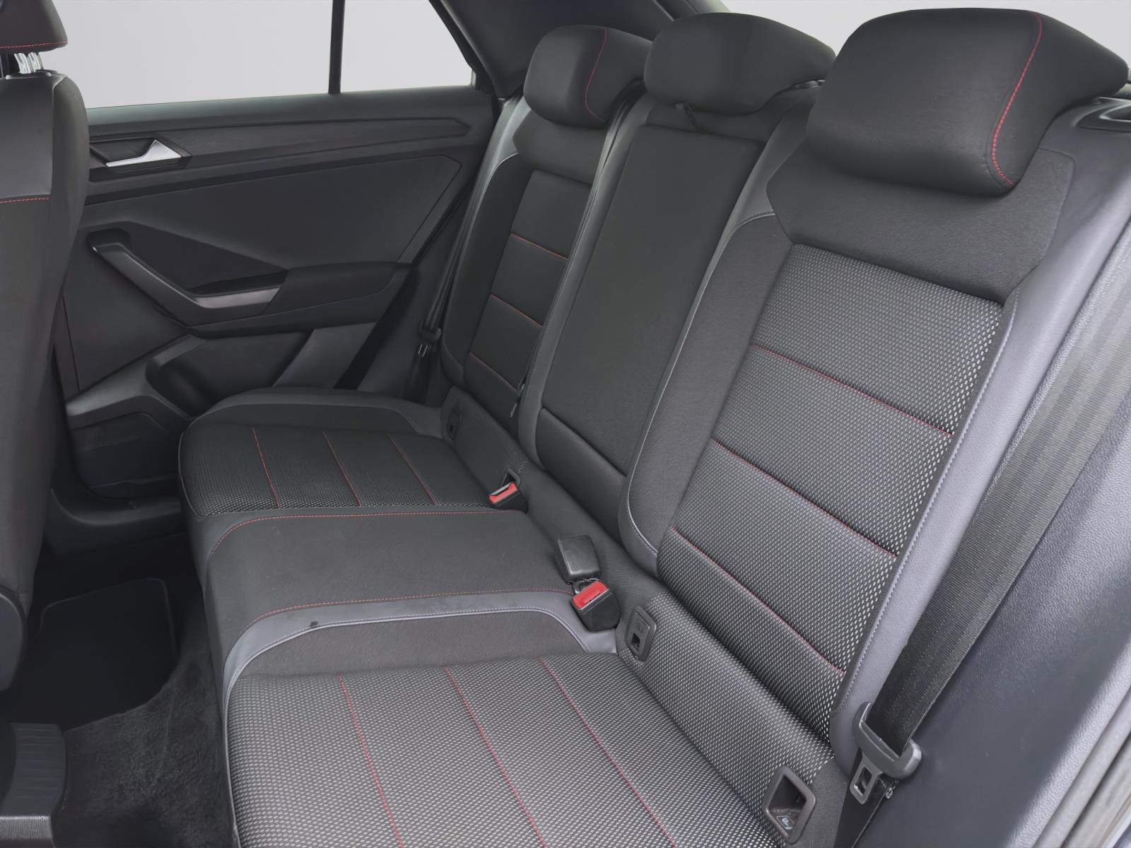 Volkswagen T-Roc 1.5 TSI DSG SPORT APPCONNECT LANE-ASSIST KLIMA