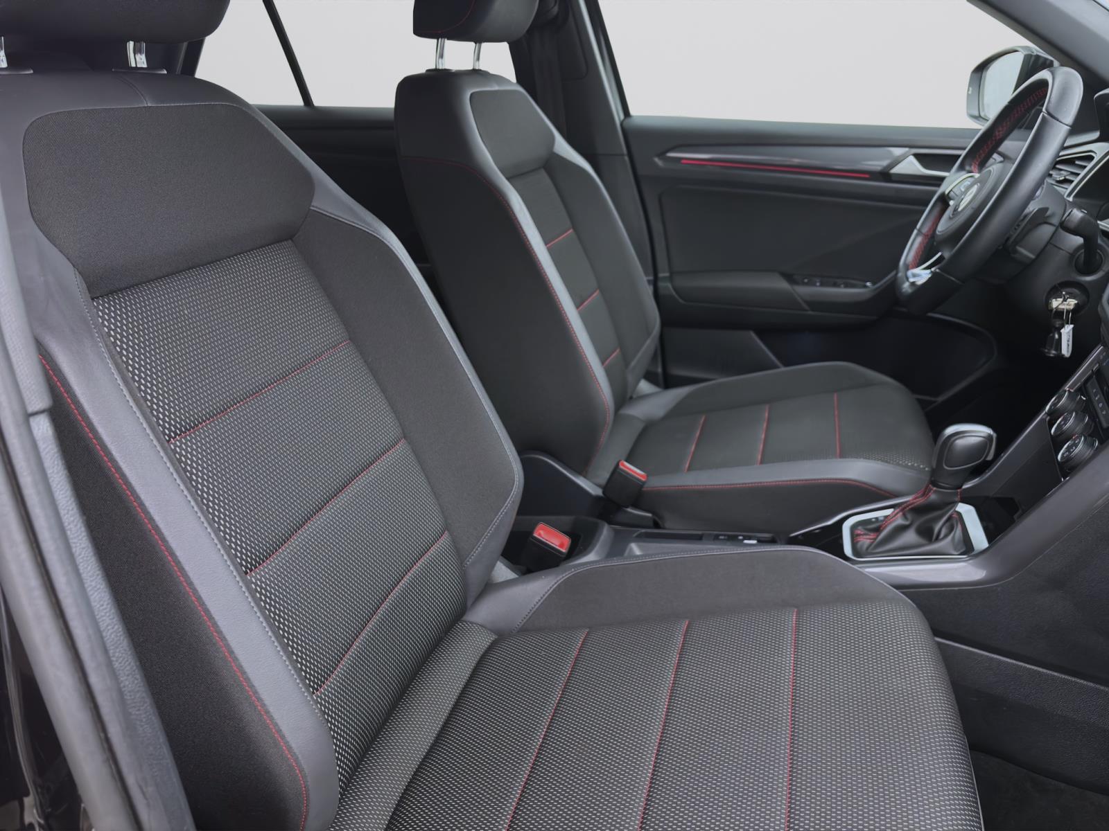 Volkswagen T-Roc 1.5 TSI DSG SPORT APPCONNECT LANE-ASSIST KLIMA