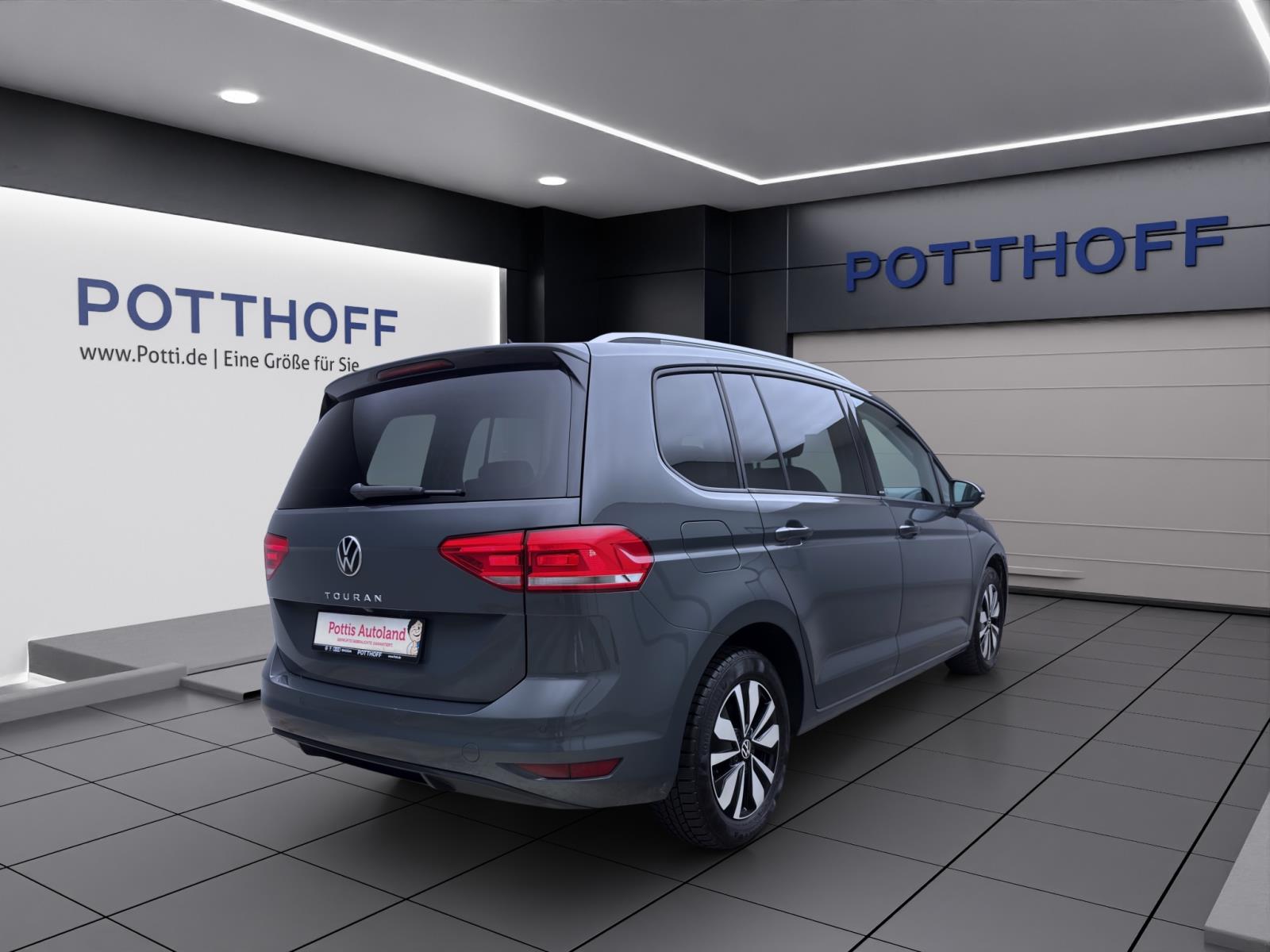 Volkswagen Touran 1.5 TSI DSG MOVE STANDHZG NAVI ACC PDC