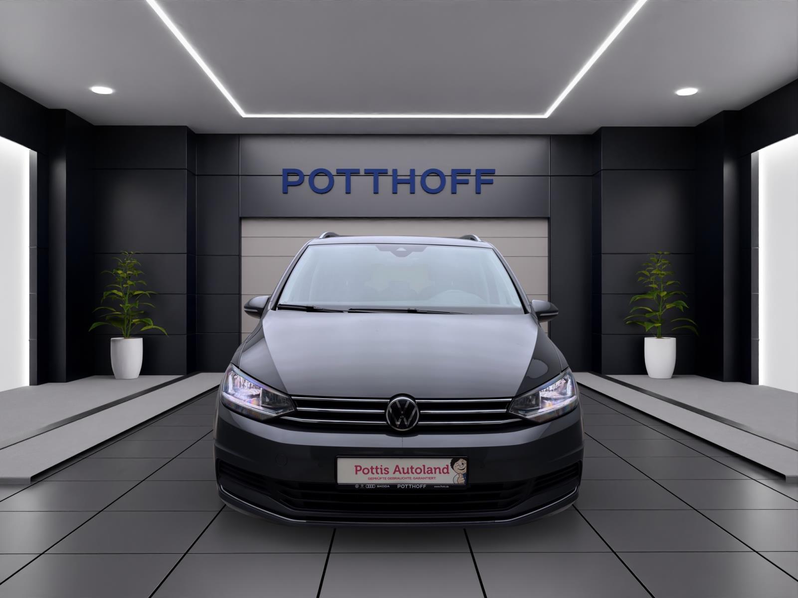 Volkswagen Touran 1.5 TSI DSG MOVE STANDHZG NAVI ACC PDC