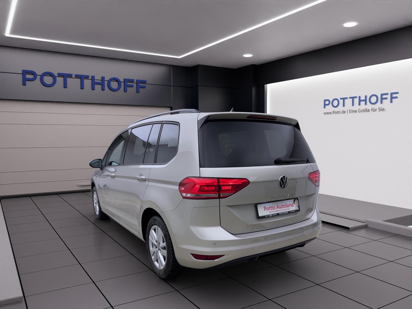 Volkswagen Touran 2.0 TDI COMFORTLINE ACC DCC PDC SITZHZG