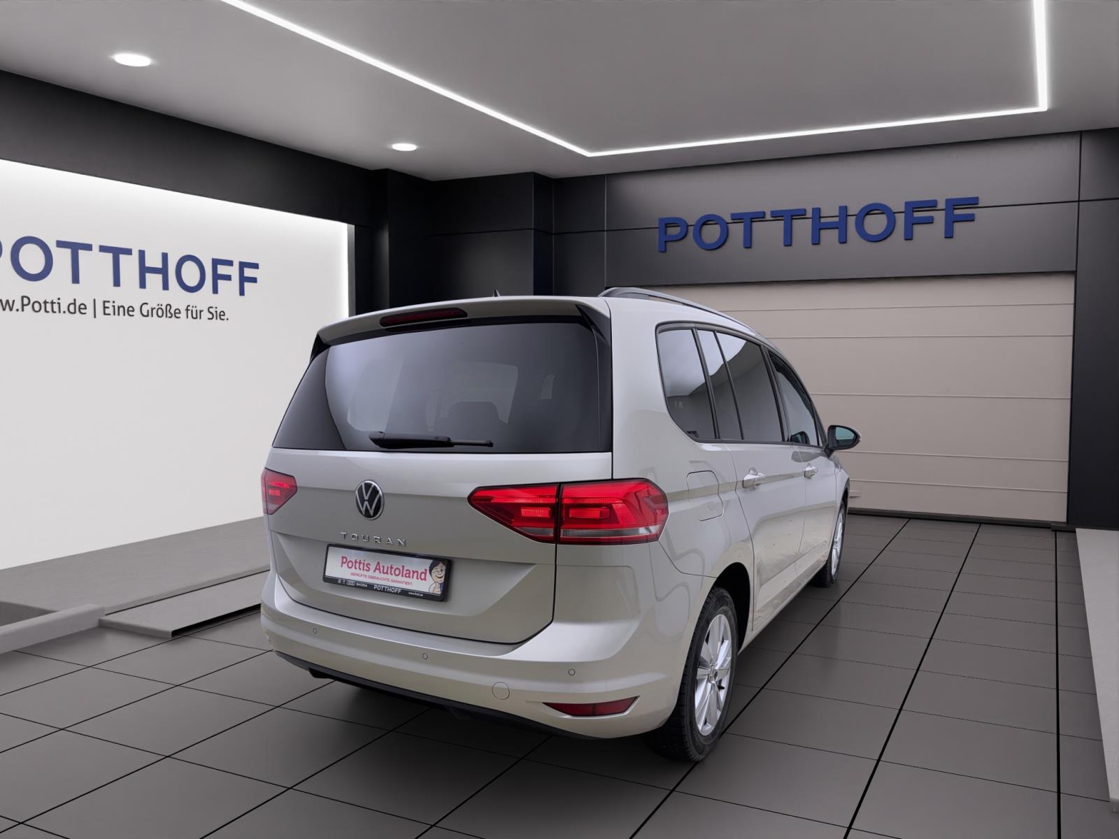 Volkswagen Touran 2.0 TDI COMFORTLINE ACC DCC PDC SITZHZG