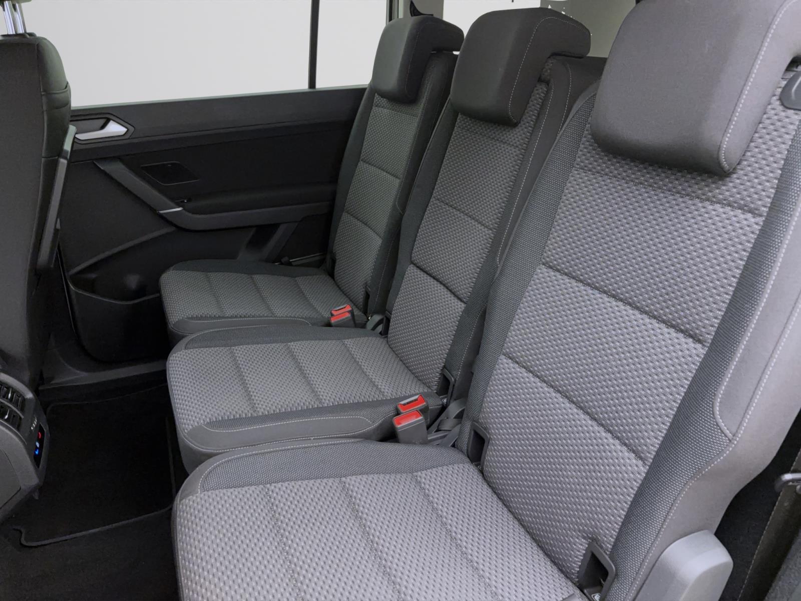 Volkswagen Touran 2.0 TDI COMFORTLINE ACC DCC PDC SITZHZG