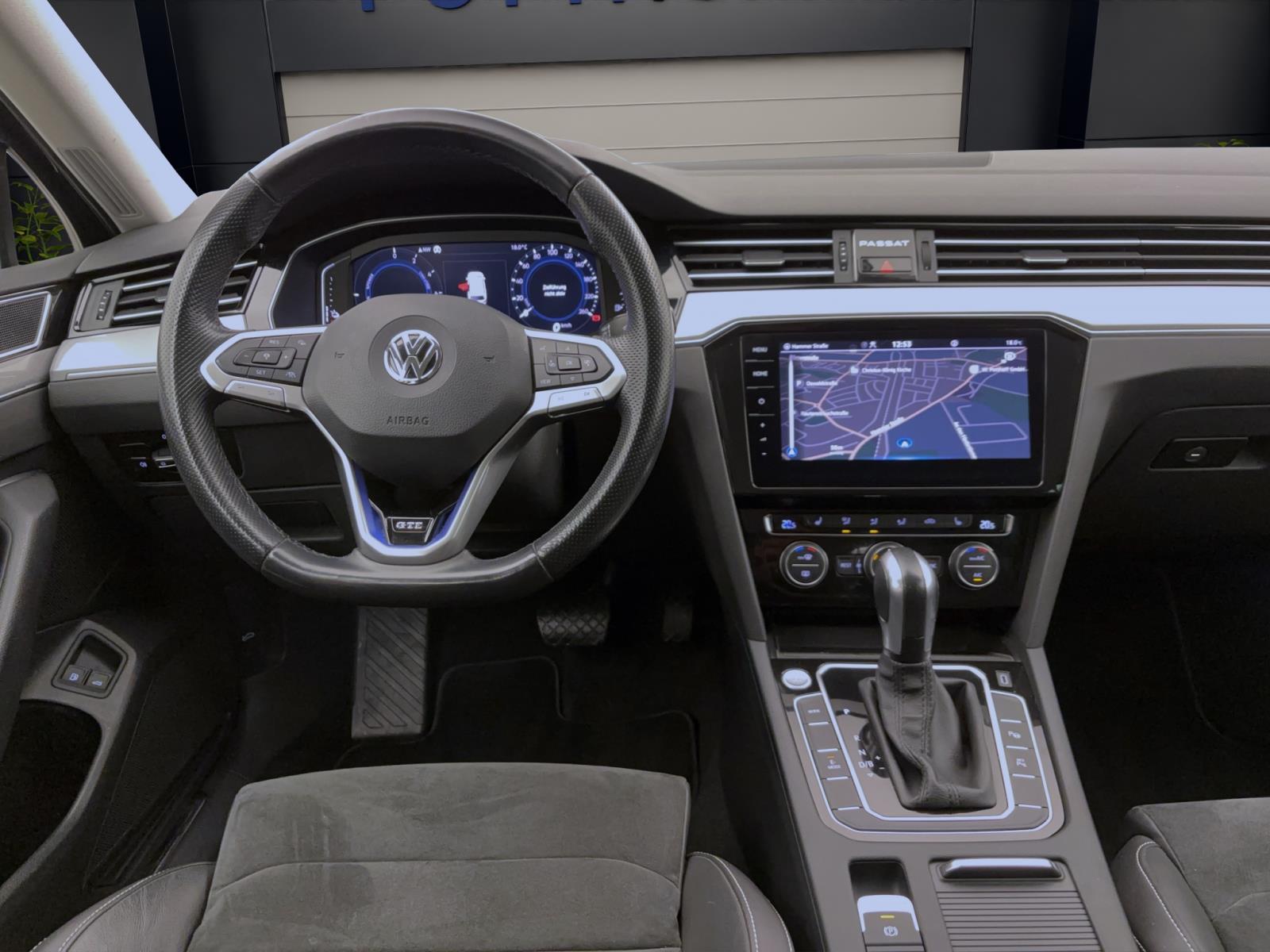 Volkswagen Passat Variant 1.4 TSI eHybrid DSG GTE ACC PDC Kamera IQ.Light Navi Sitzhzg