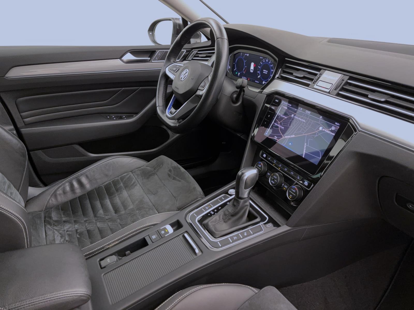 Volkswagen Passat Variant 1.4 TSI eHybrid DSG GTE ACC PDC Kamera IQ.Light Navi Sitzhzg