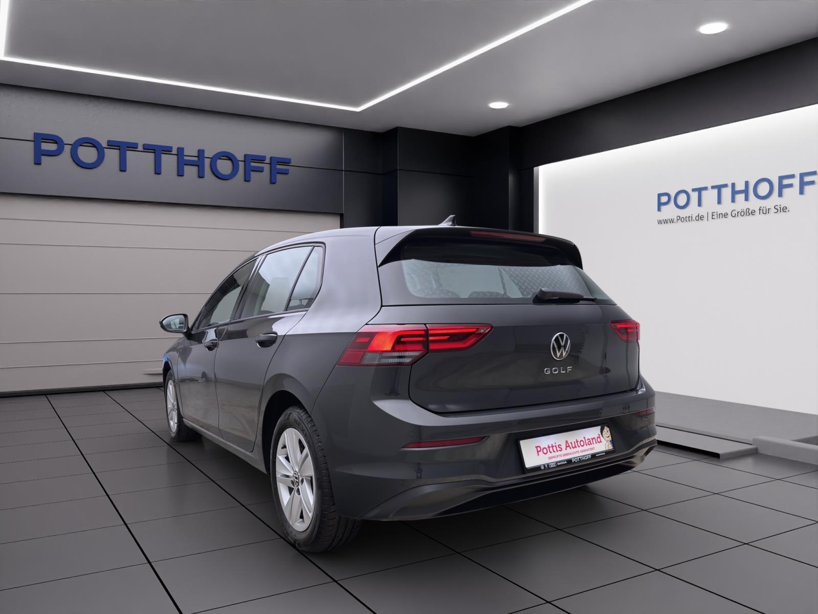 Volkswagen Golf 1.0 TSI LIFE PDC KAMERA LED SITZHZG