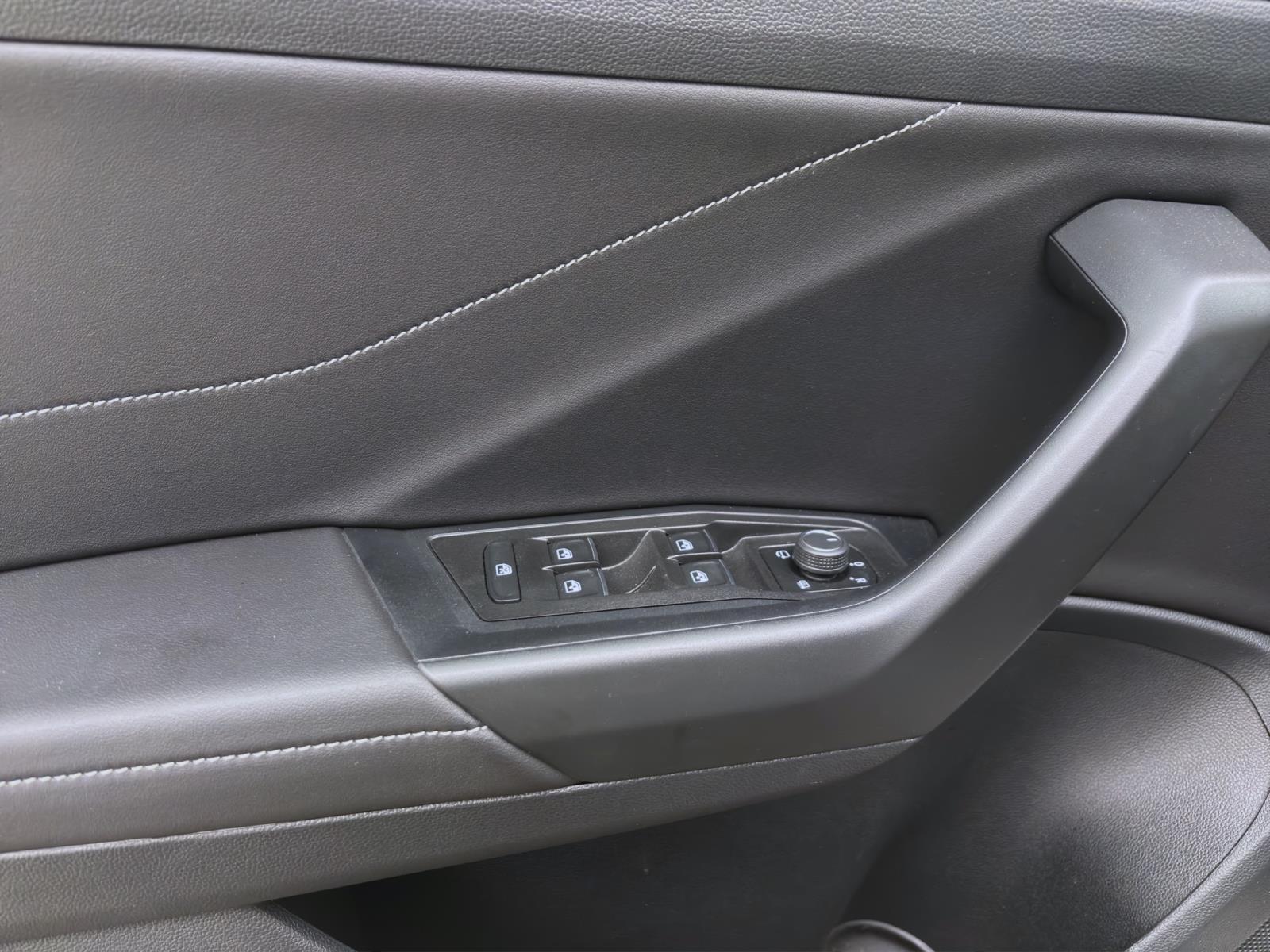 Bild 9: Volkswagen T-Roc 1.0 TSI R-LINE KAMERA ACC SITZHZG LED+