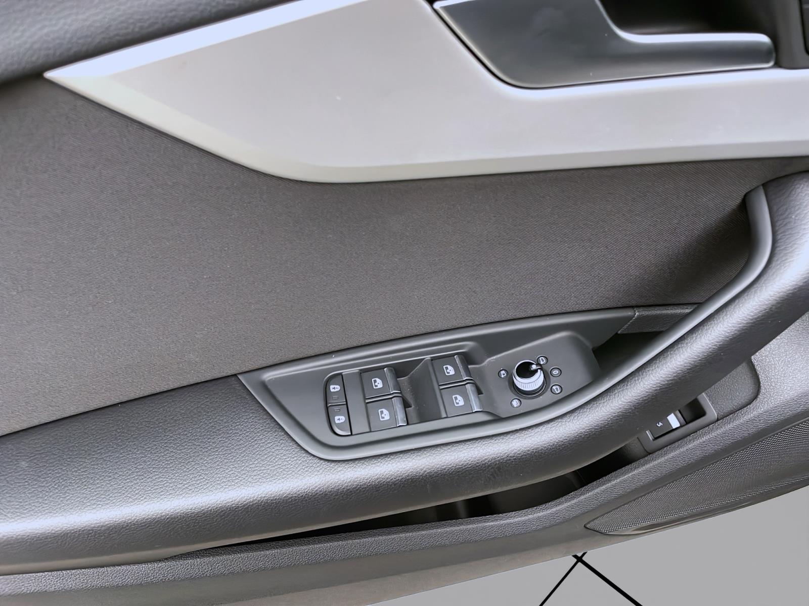 Bild 9: Audi A4 Avant 40 TDI NAVI KAMERA LED PDC SITZHZG