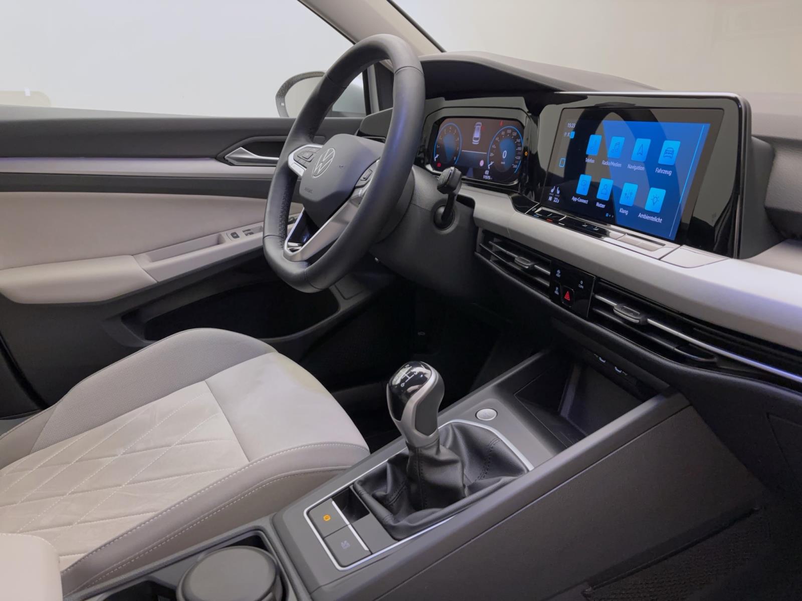 Volkswagen Golf Variant 1.0 TSI LIFE NAVI ACC LED+ PDC