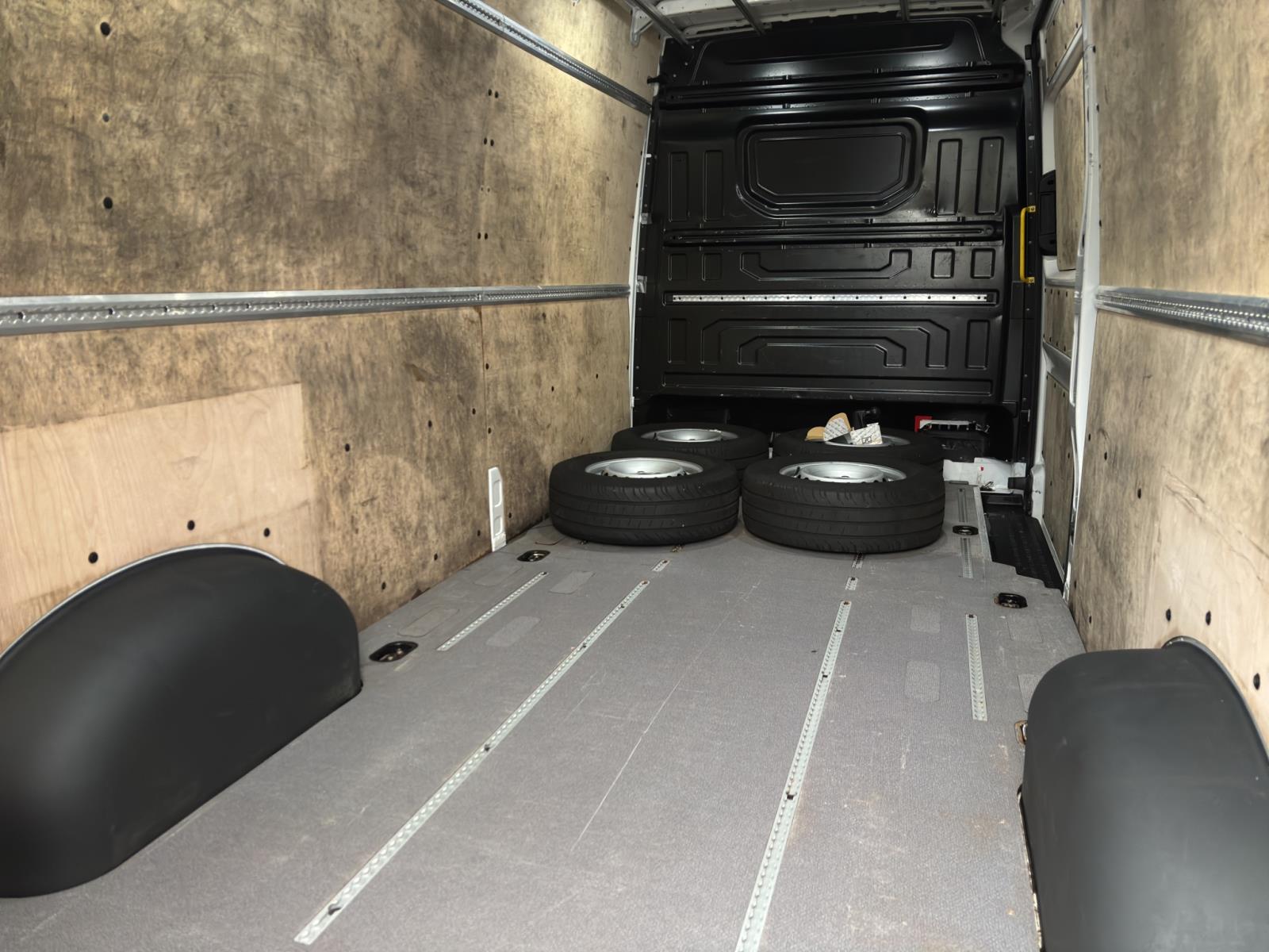 Volkswagen Crafter 35 Kasten Lang Hoch 2,0 TDI LED/ACC/Navi