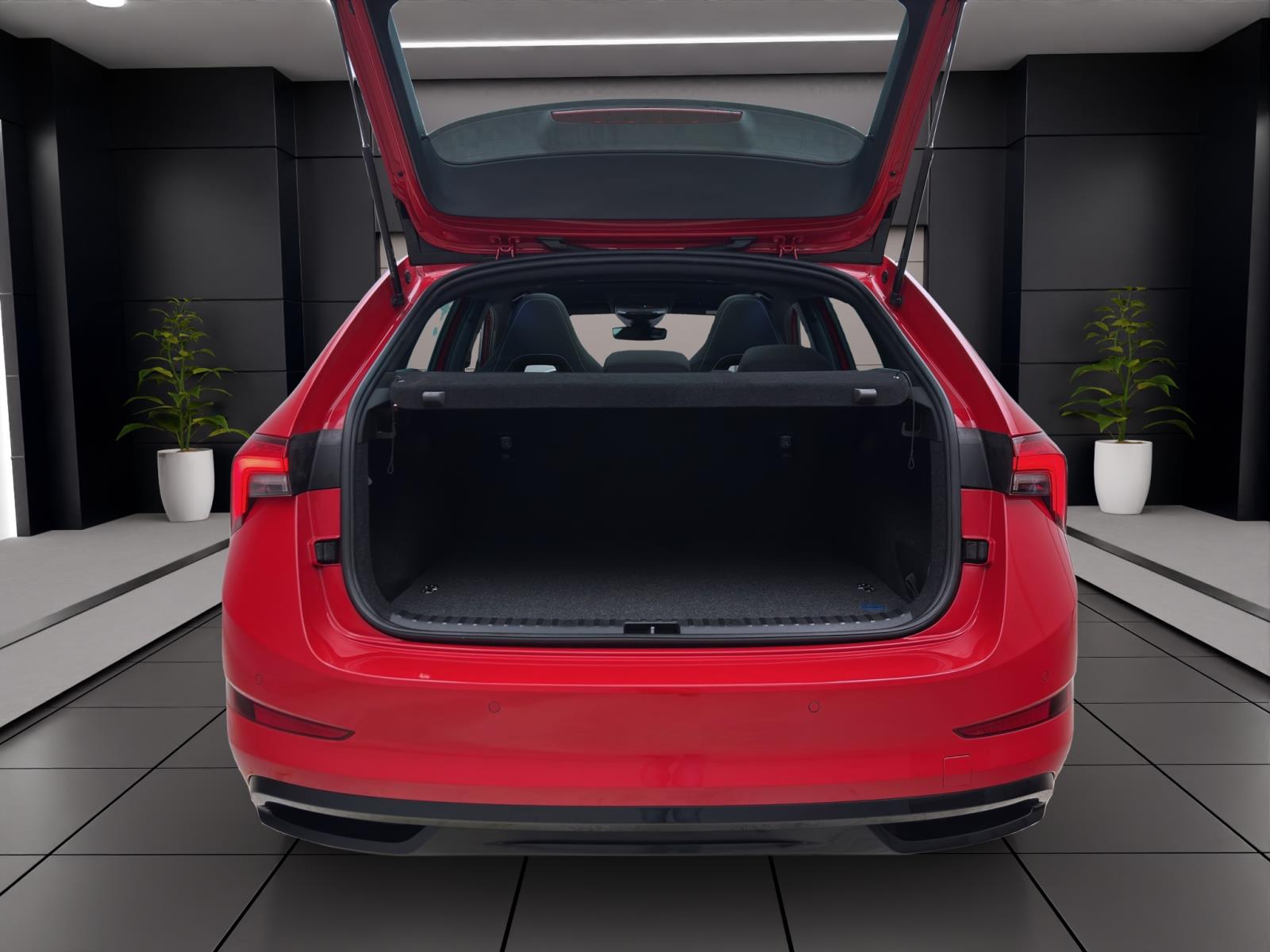 Skoda Scala 1.0 TSI MONTE CARLO PANO PDC LED NAVI