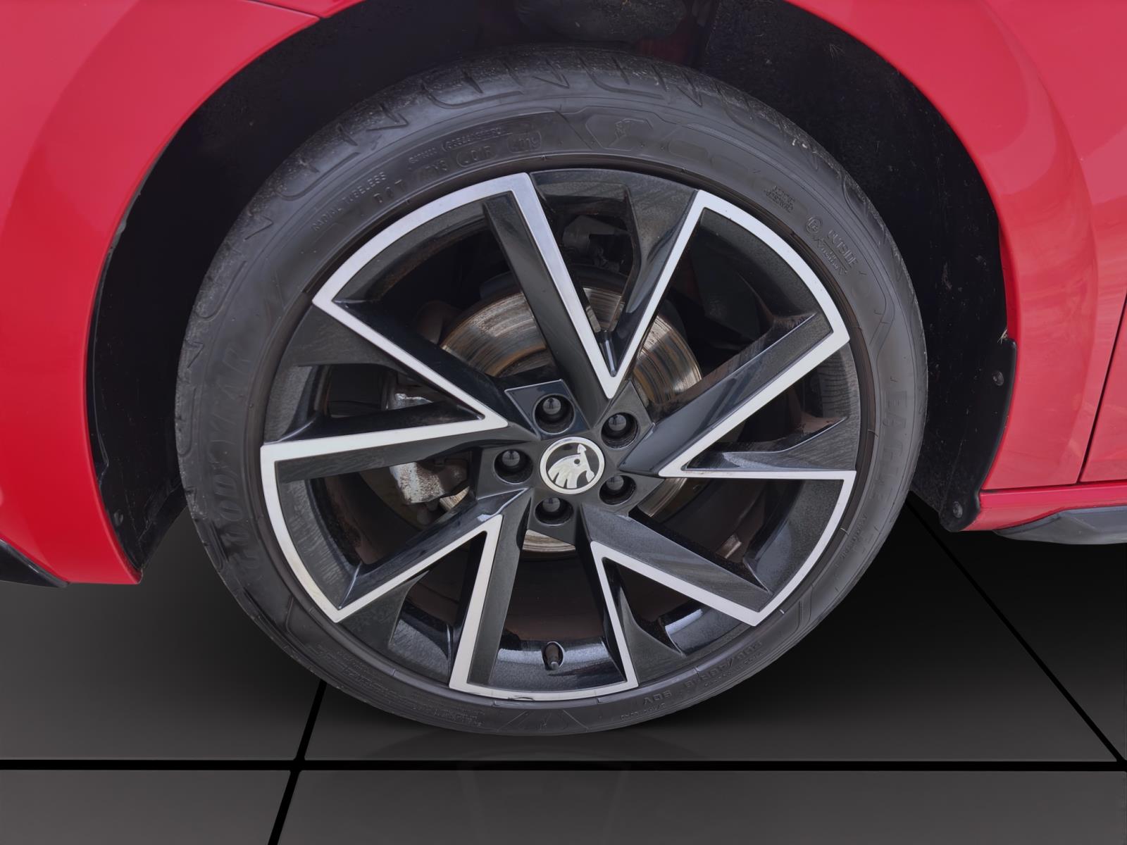 Skoda Scala 1.0 TSI MONTE CARLO PANO PDC LED NAVI