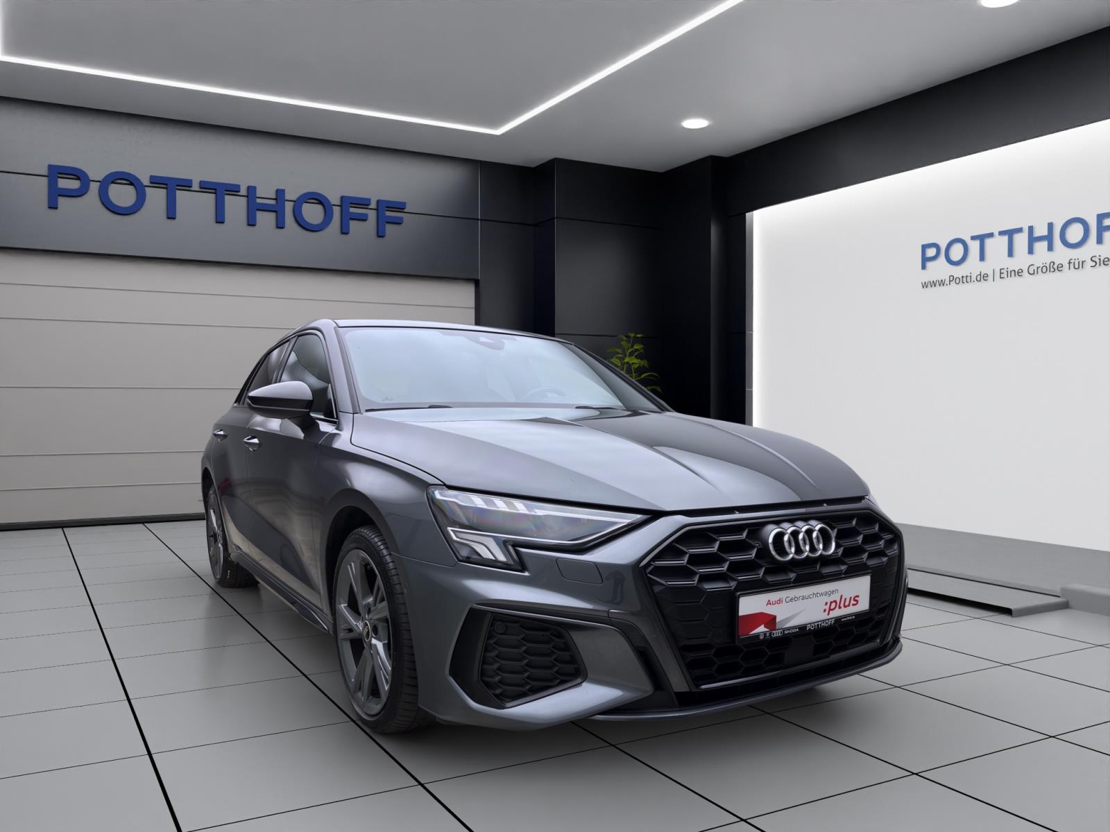 Audi A3 Sportback 45 TFSIe S line Black Pano ACC ParkAssist LED Navi Sitzhzg
