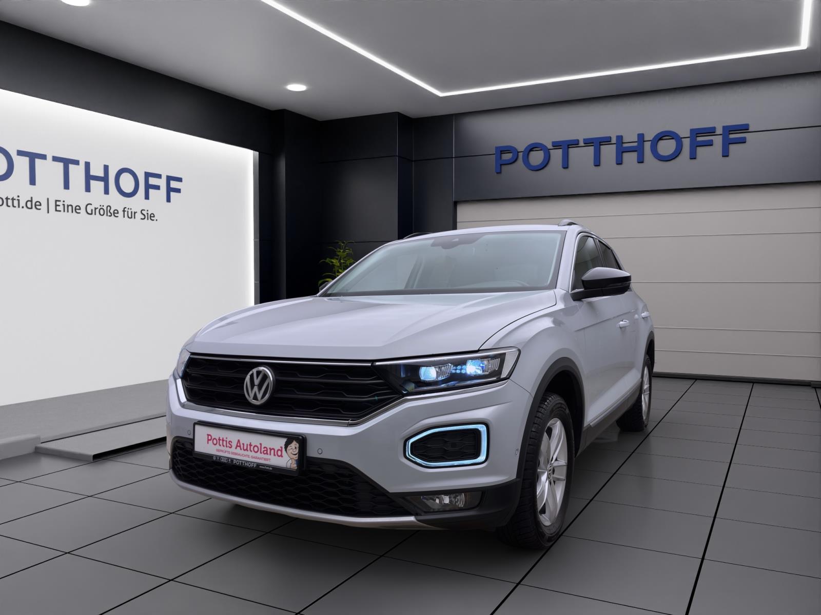 Volkswagen T-Roc 1.5 TSI DSG IQ.Drive ACC ParkAssist LED Navi Winter Beats