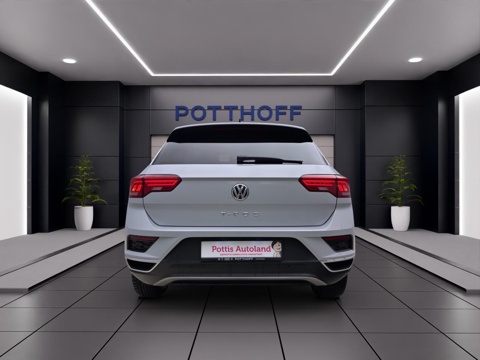 Volkswagen T-Roc 1.5 TSI DSG IQ.Drive ACC ParkAssist LED Navi Winter Beats