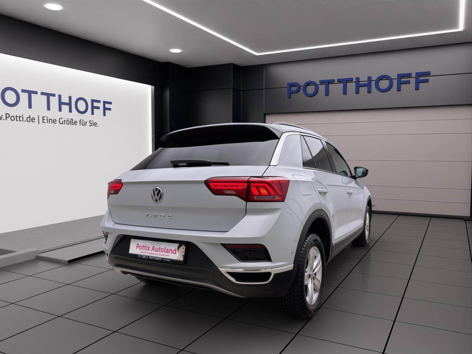 Volkswagen T-Roc 1.5 TSI DSG IQ.Drive ACC ParkAssist LED Navi Winter Beats