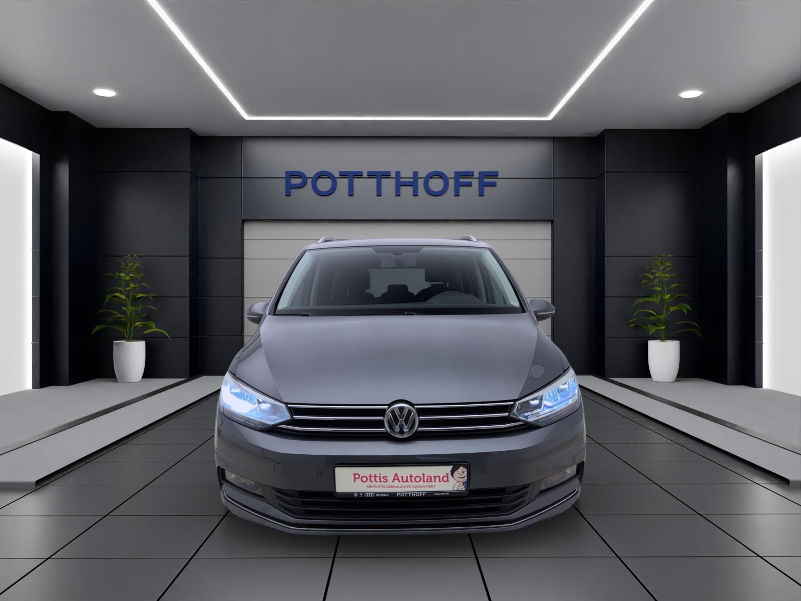 Volkswagen Touran 1.5 TSI DSG HIGHLINE STANDHZG NAVI ACC PDC