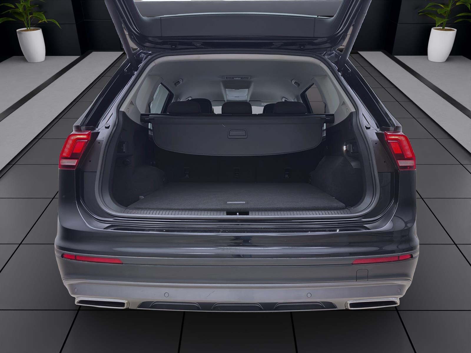 Volkswagen Tiguan Allspace 2.0 TDI DSG Comfortline AHK PDC Kamera AppConnect