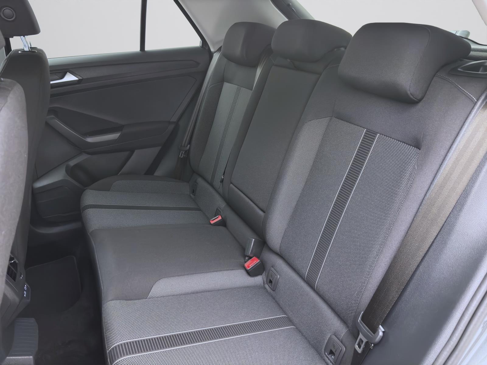 Volkswagen T-Roc 1.0 TSI Life PDC LED Navi Sitzhzg AppConnect LaneAssist