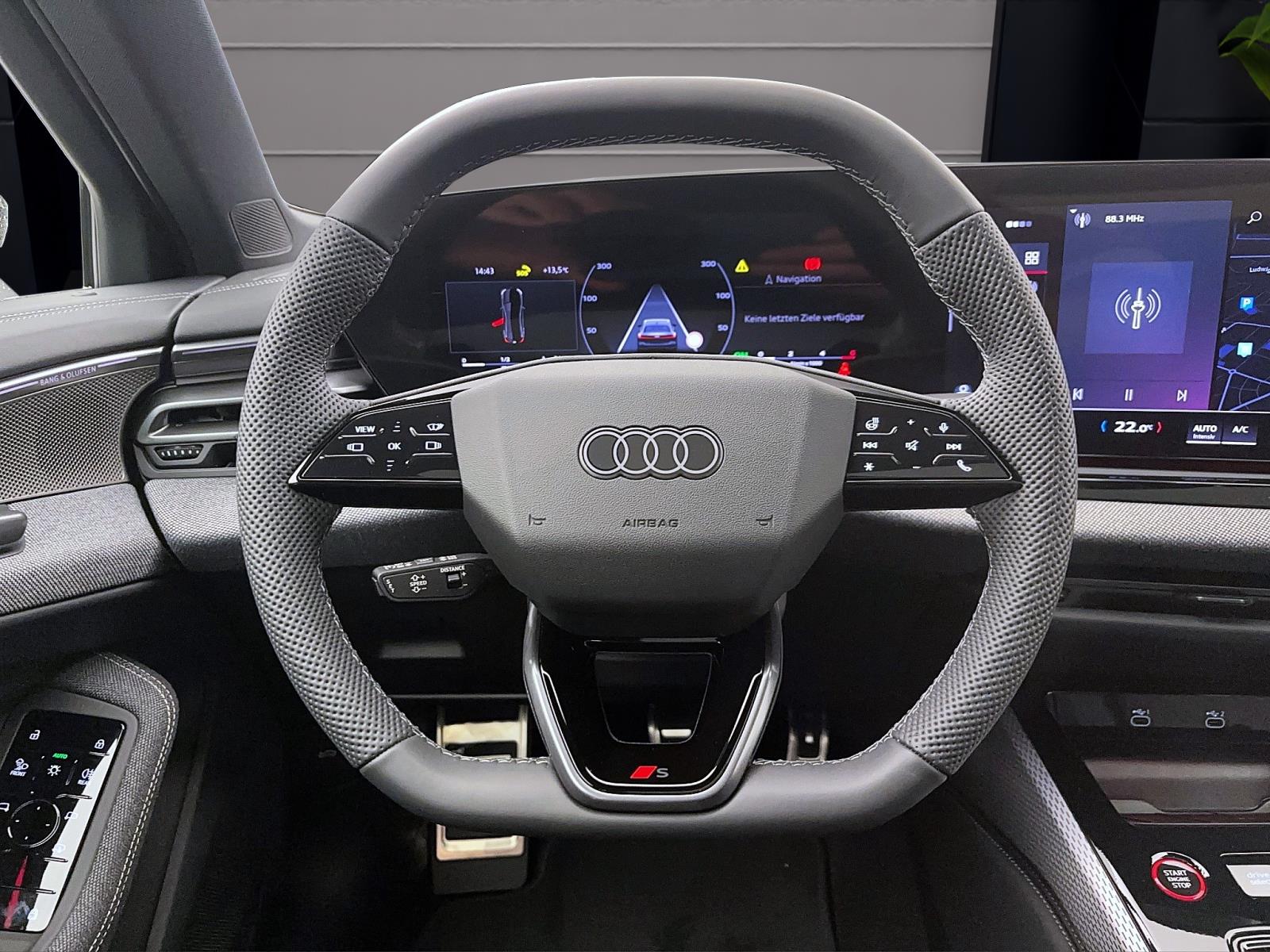 Audi A5 Limousine TDI Q S LINE PANO ACC 360° MATRIX NAVI B&O
