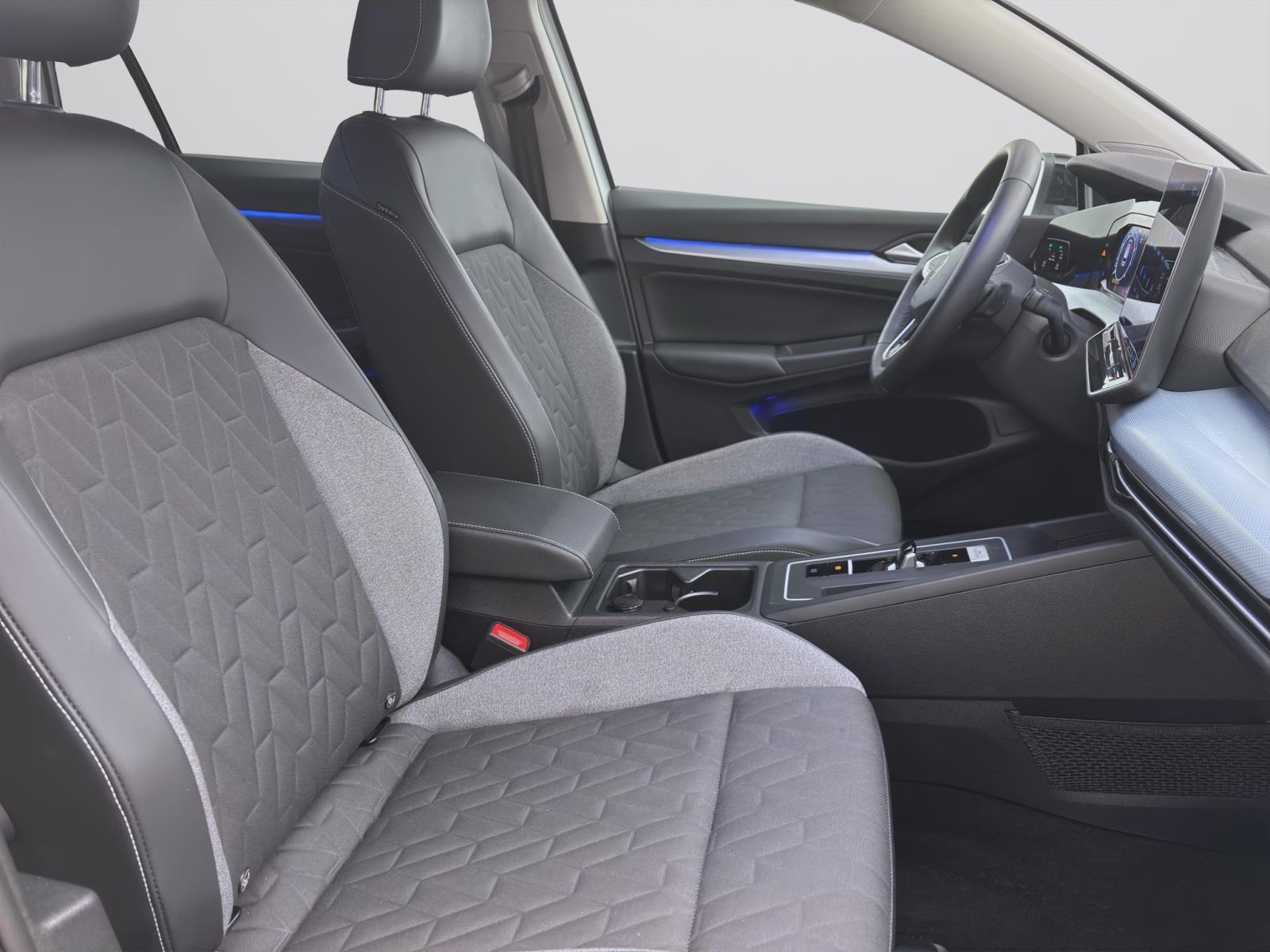 Bild 14: Volkswagen Golf Variant 1.5 eTSI DSG GOAL AHK NAVI KAMERA LED