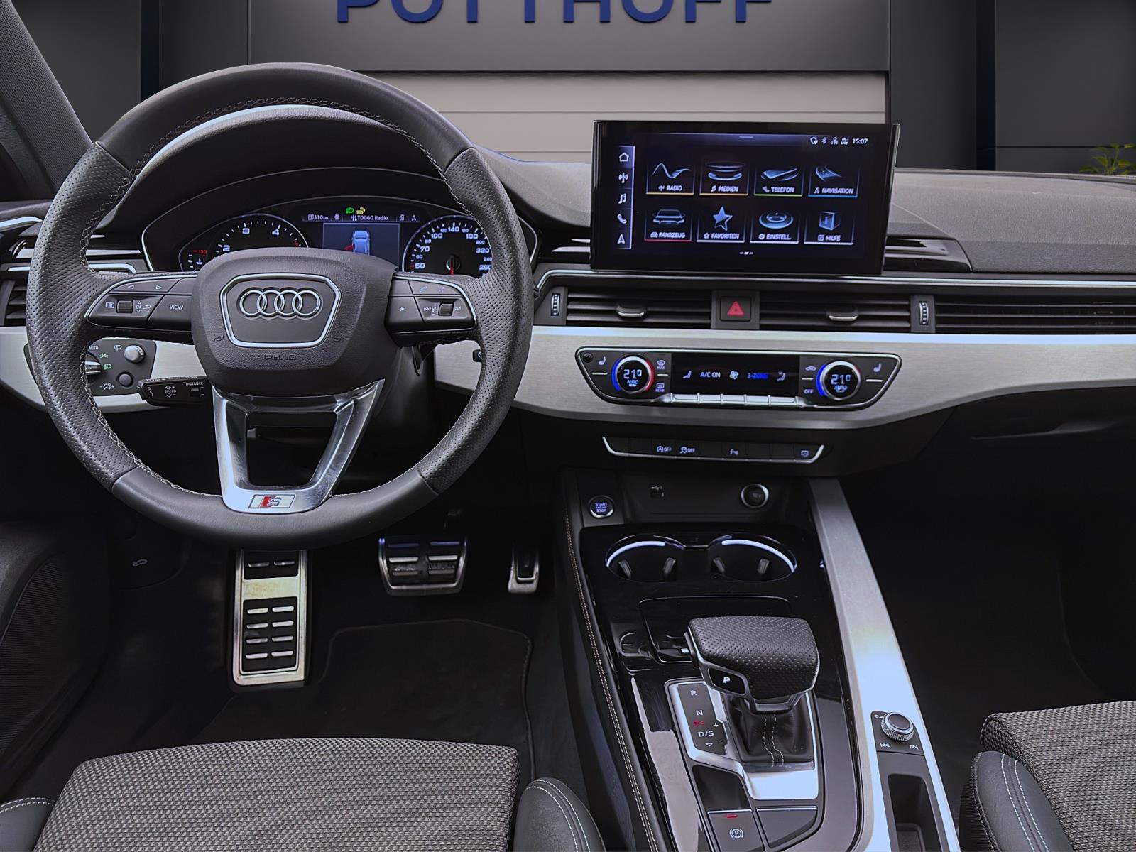 Audi A4 Avant 35 TDI AHK ACC PDC Kamera Navi HUD Tempo