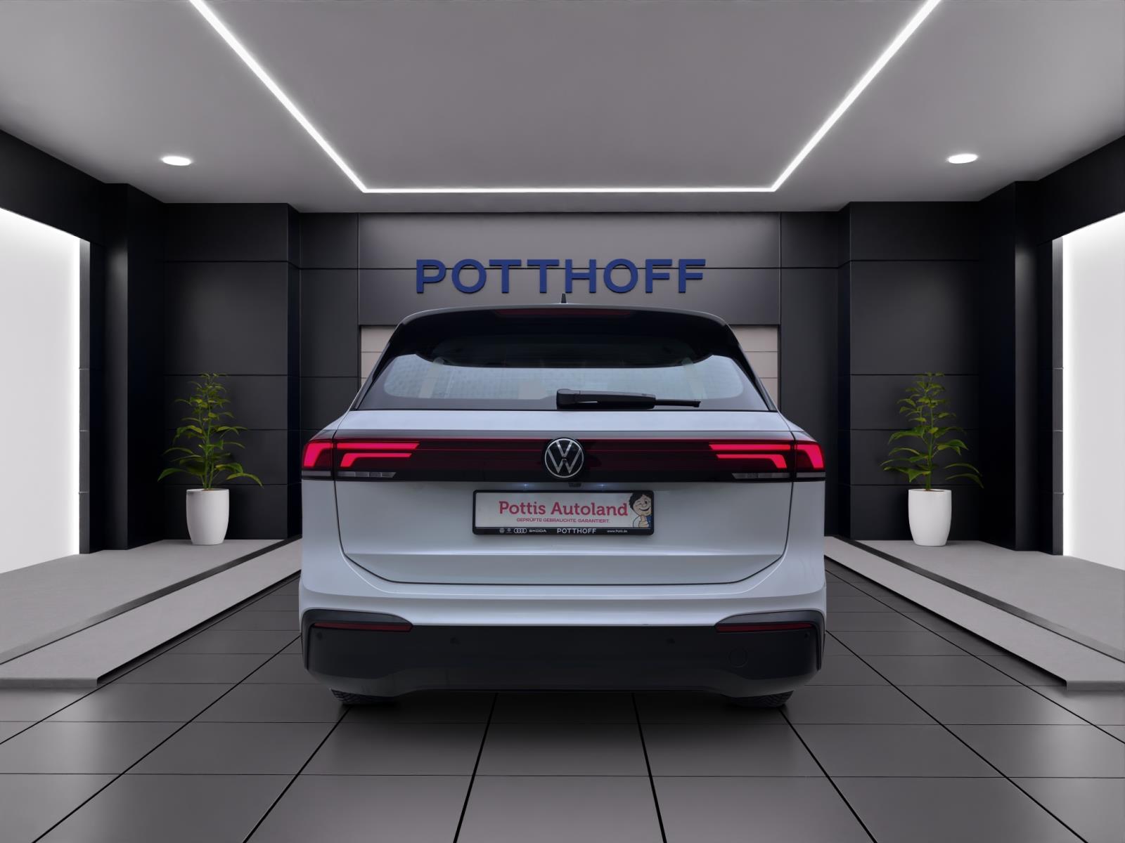 Volkswagen Tiguan 2.0 TDI DSG Life AHK ACC PDC Kamera LED Navi Sitzhzg HUD