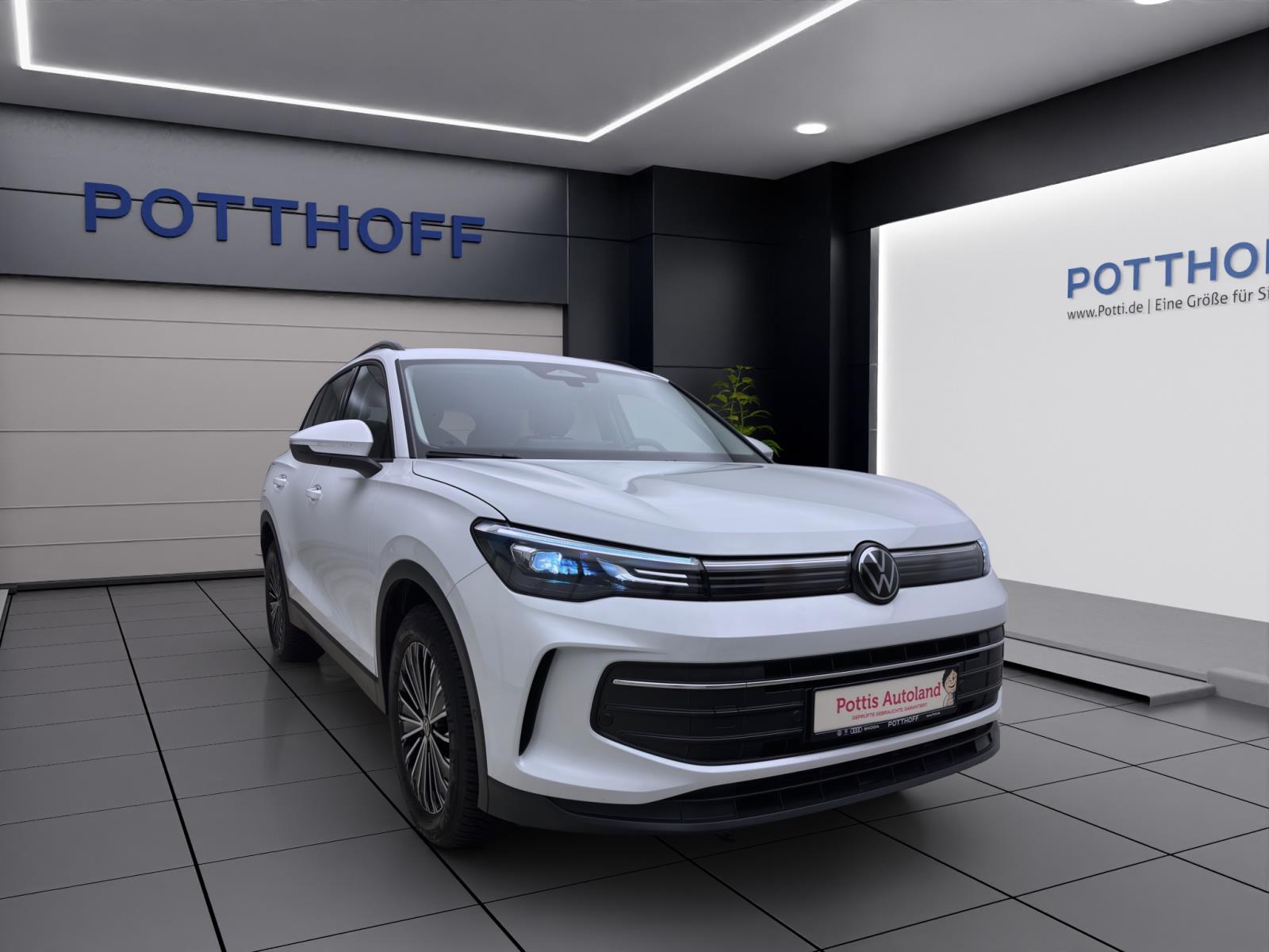 Volkswagen Tiguan 2.0 TDI DSG Life AHK ACC PDC Kamera LED Navi Sitzhzg HUD