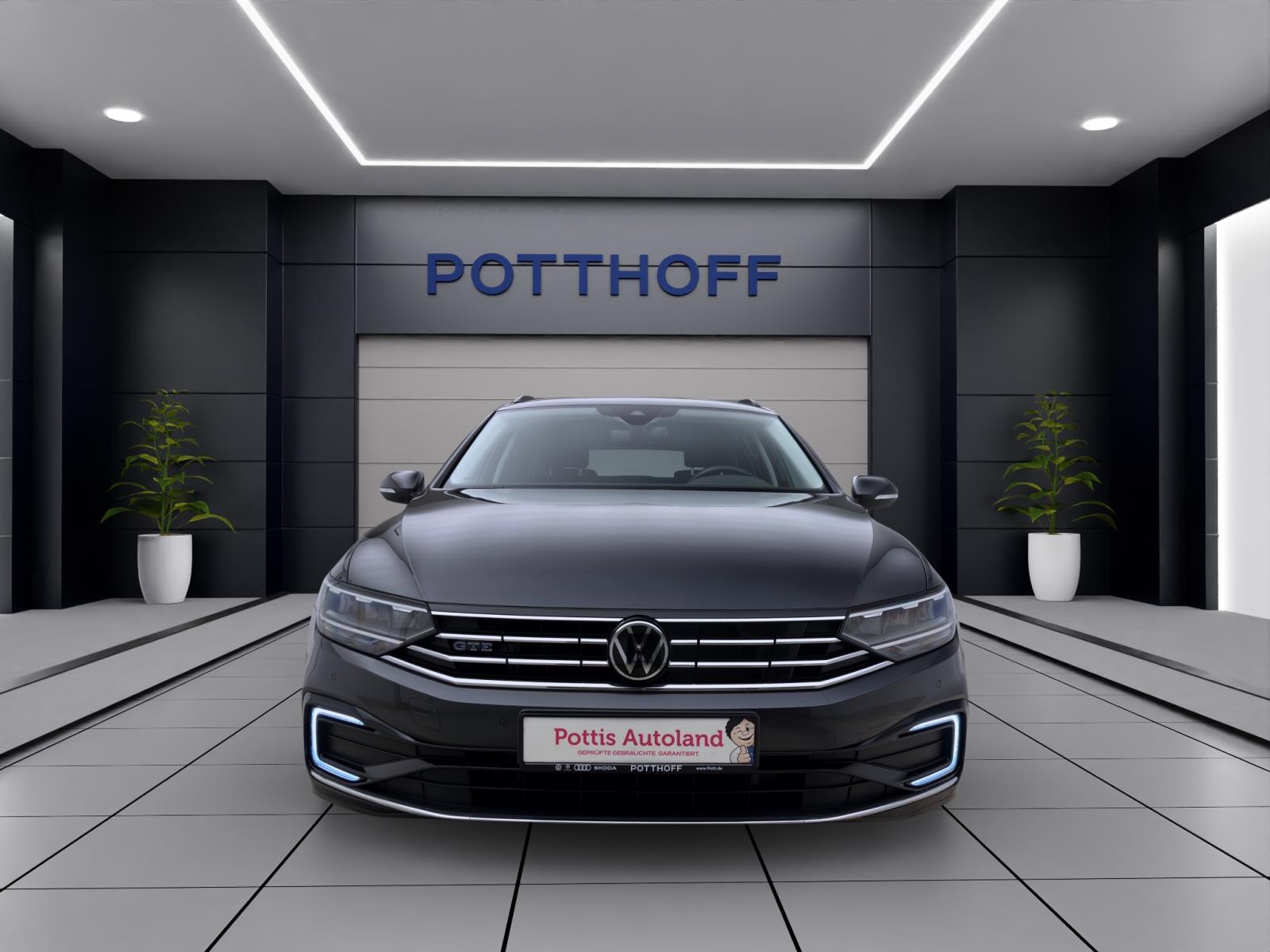 Volkswagen Passat Variant 1.4 TSI eHybrid DSG GTE AHK ACC PDC Kamera LED Navi Sitzhzg