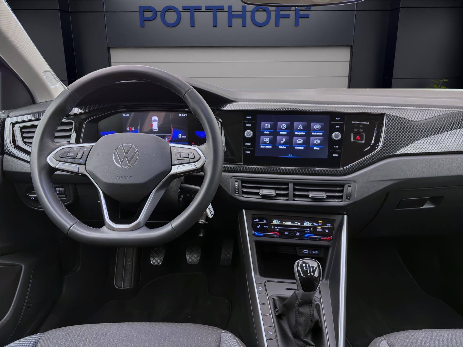 Volkswagen Taigo 1.0 TSI LIFE PDC LED APPCONNECT